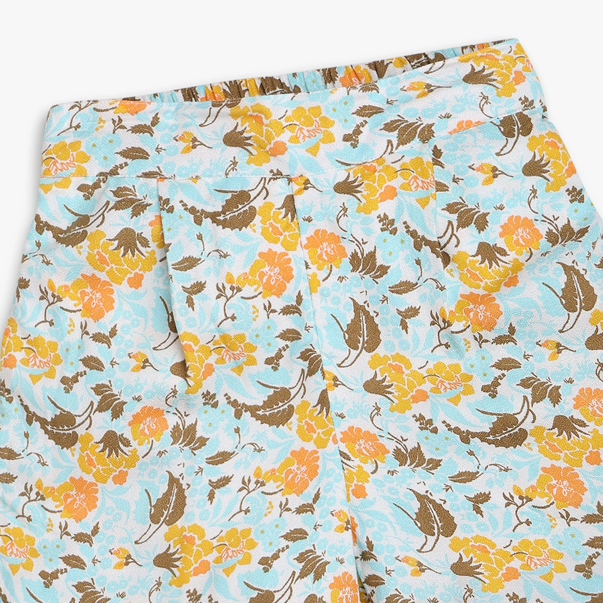 Girls Regular Fit Printed Mid Rise Shorts - Image 3