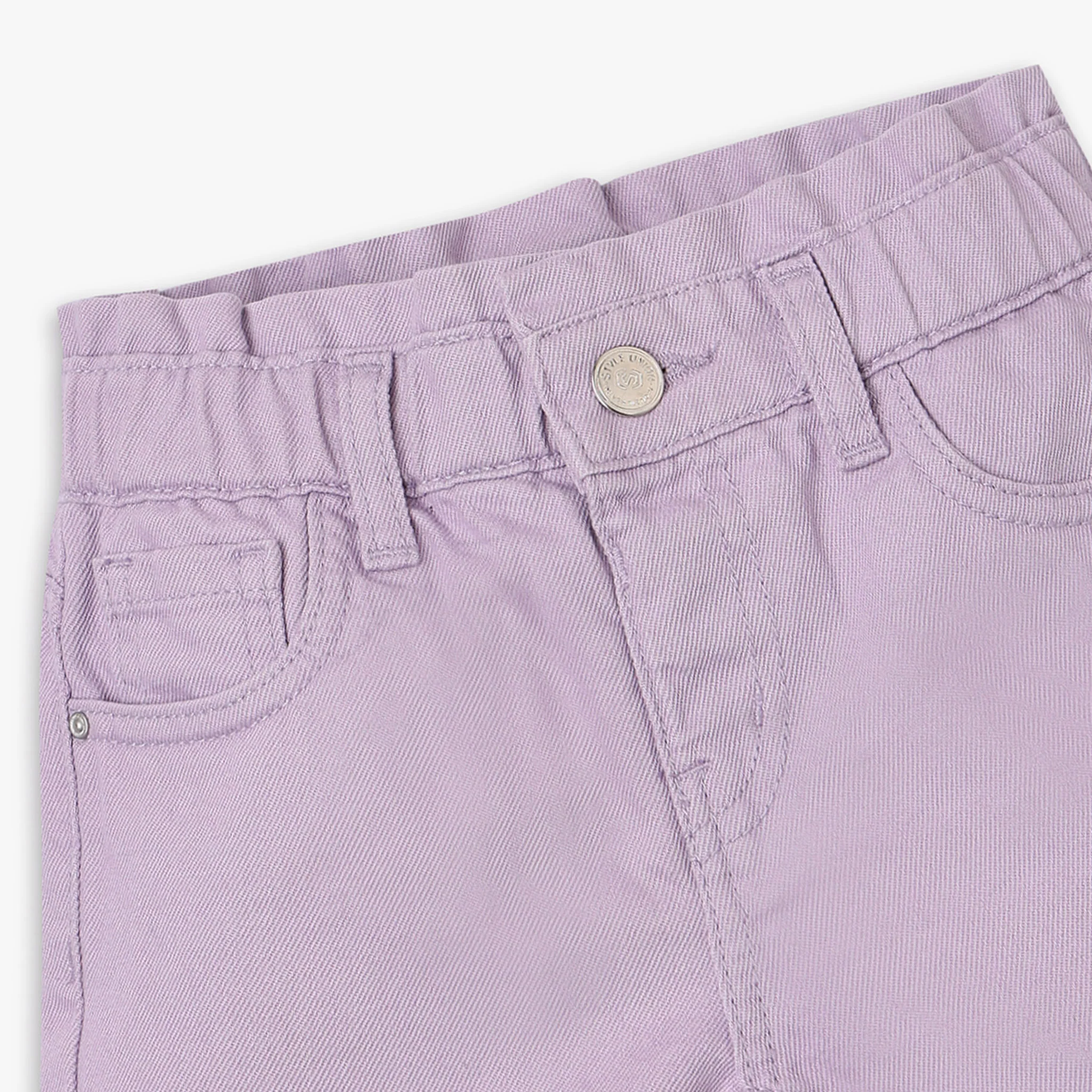 Girls Regular Fit Solid Mid Rise Shorts - Image 3