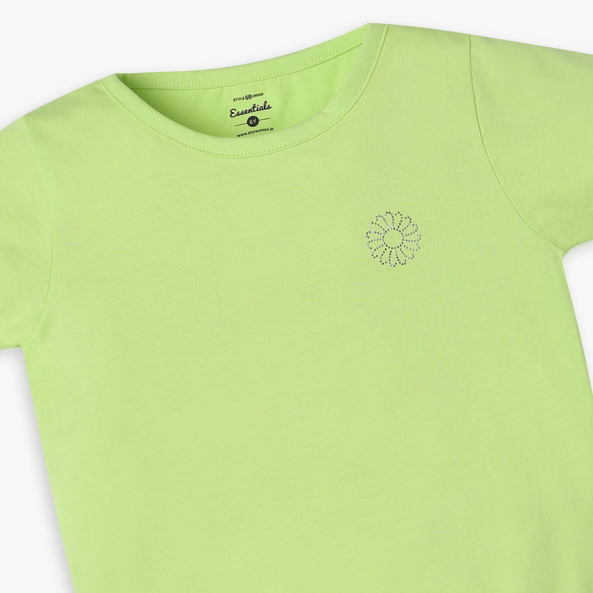 Girls Regular Fit Solid T-Shirt - Image 9