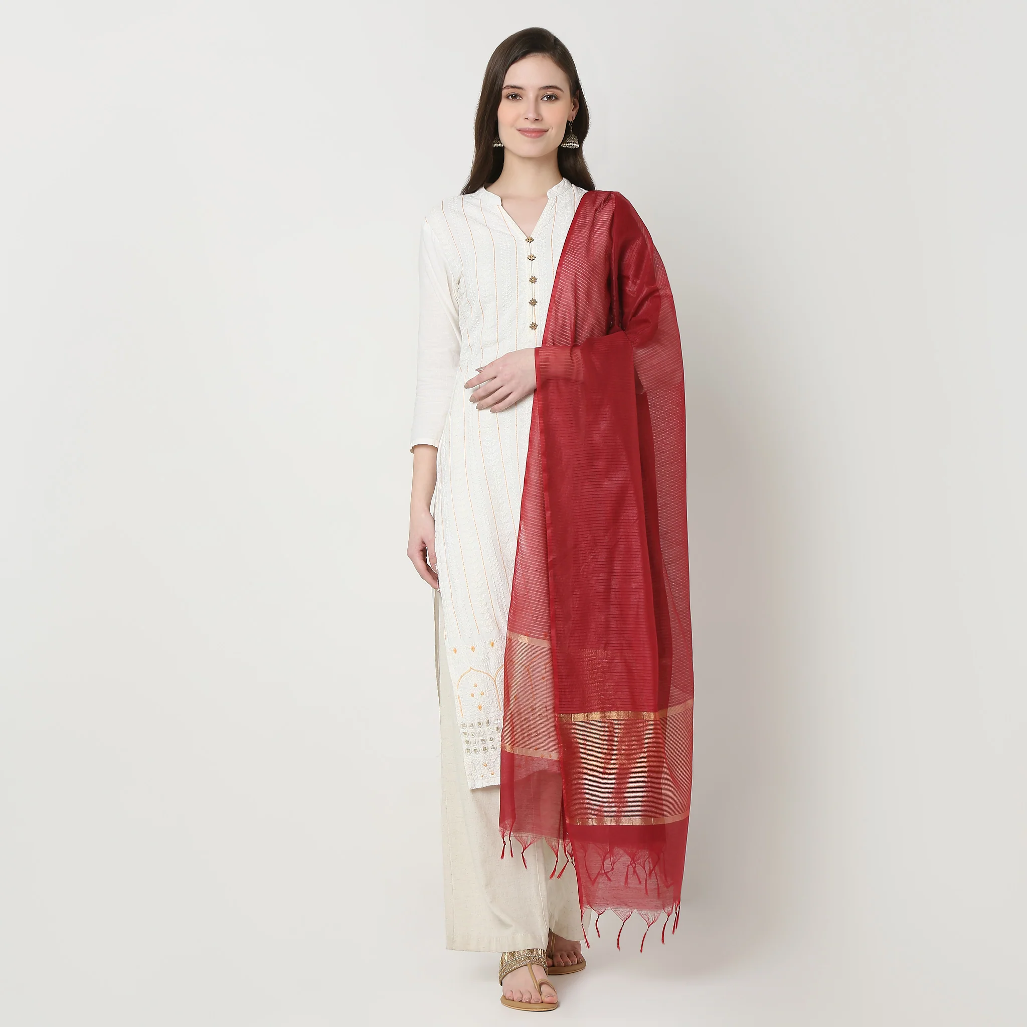 Golden Zari Dupatta - Image 10