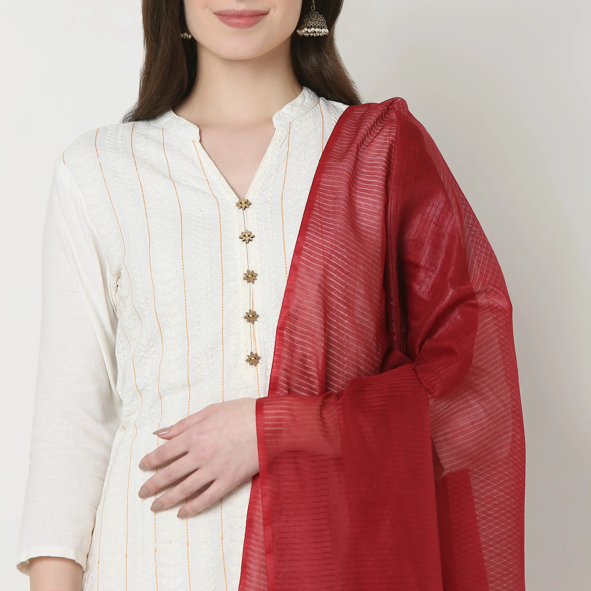 Golden Zari Dupatta - Image 12