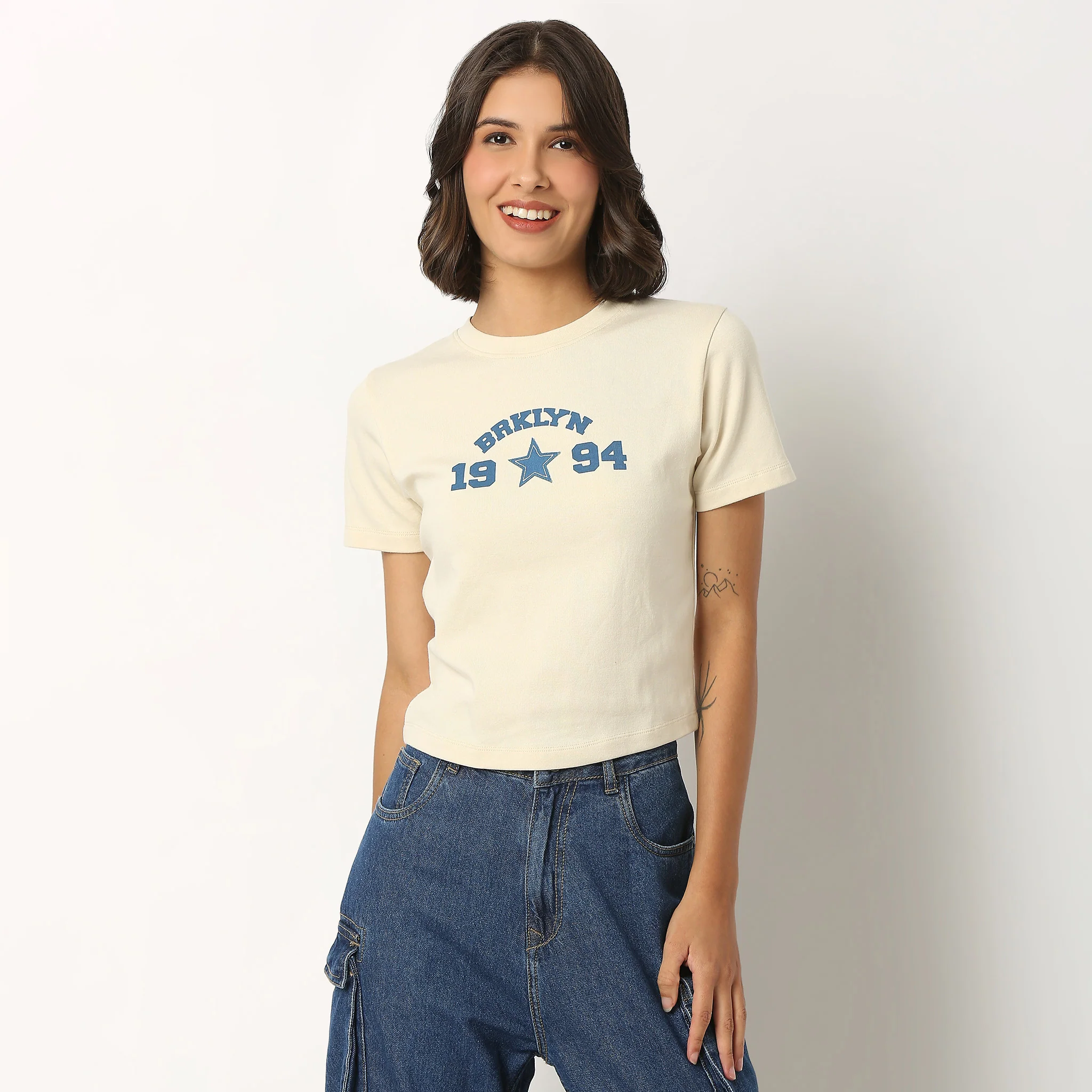 Graphic Betty Crop T-Shirt - Image 2