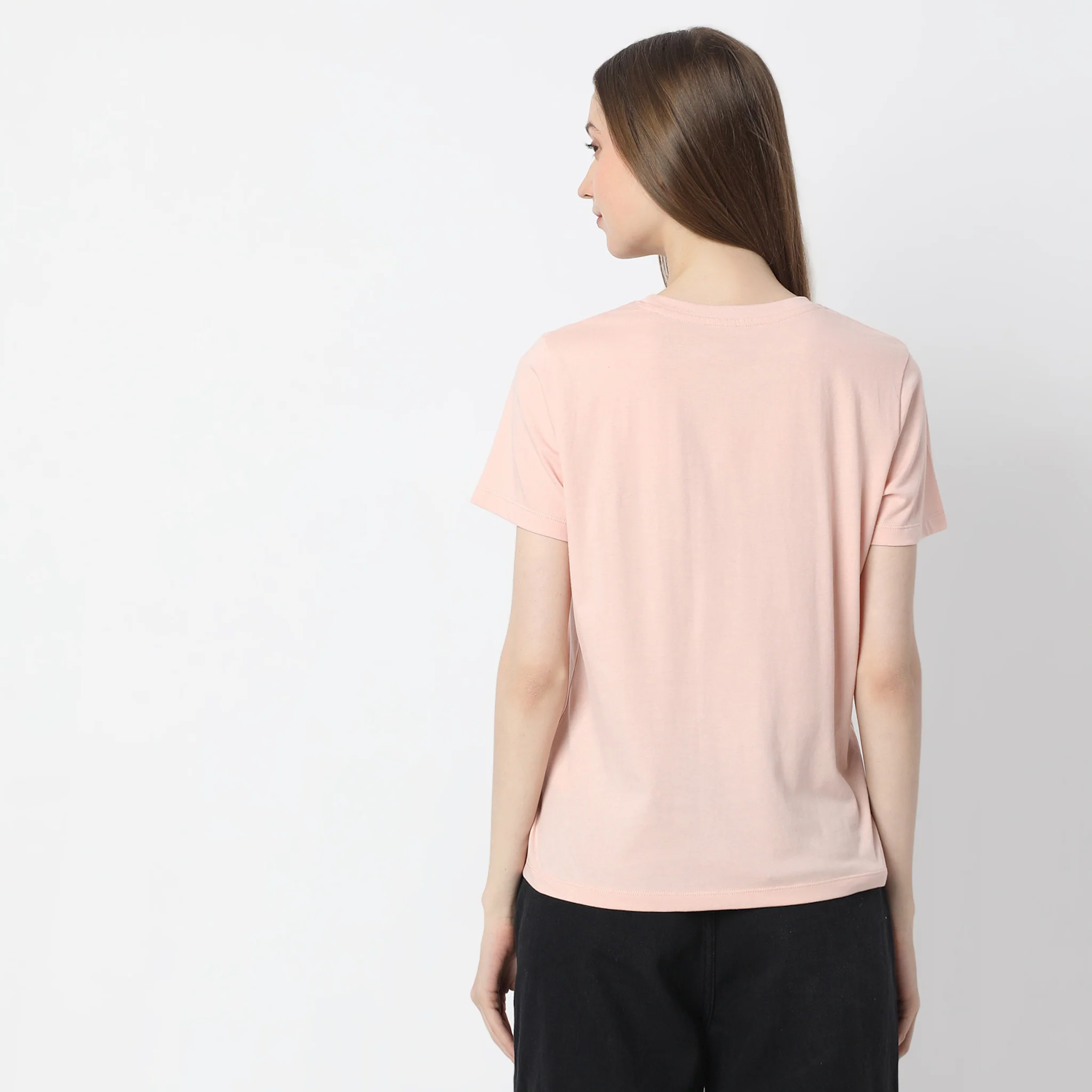 Graphic T-Shirt With Bold Print Design - Image 3