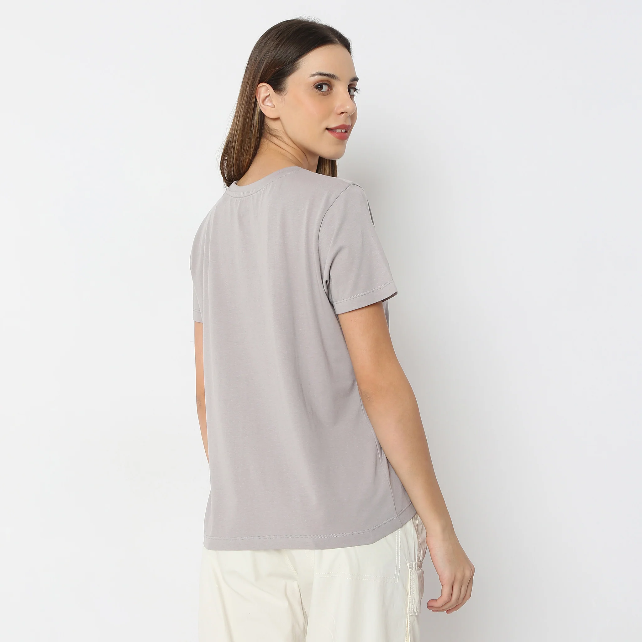 Graphic T-Shirt With Front Print Detail - Image 3