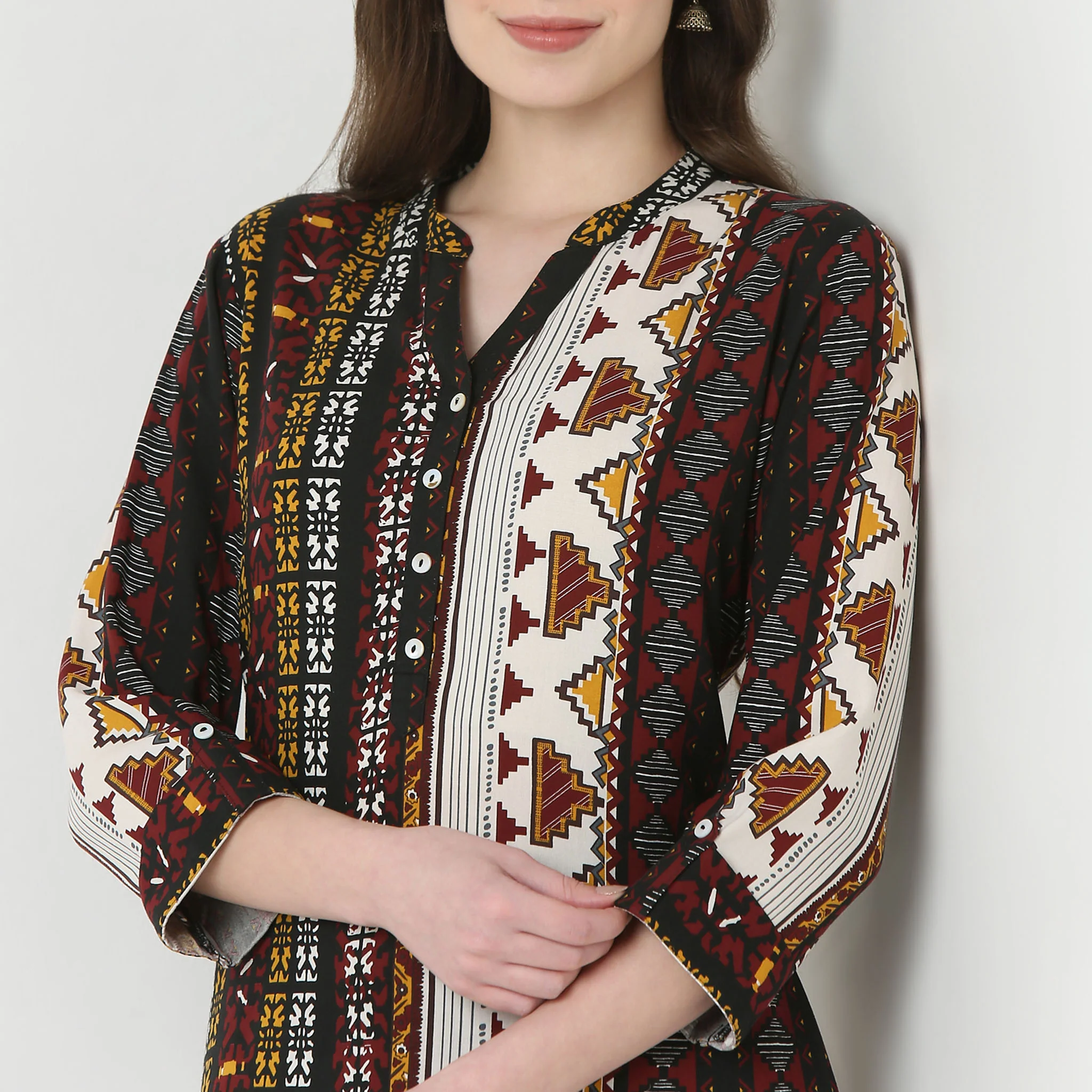 Half Placket Printed Kurta - Image 4