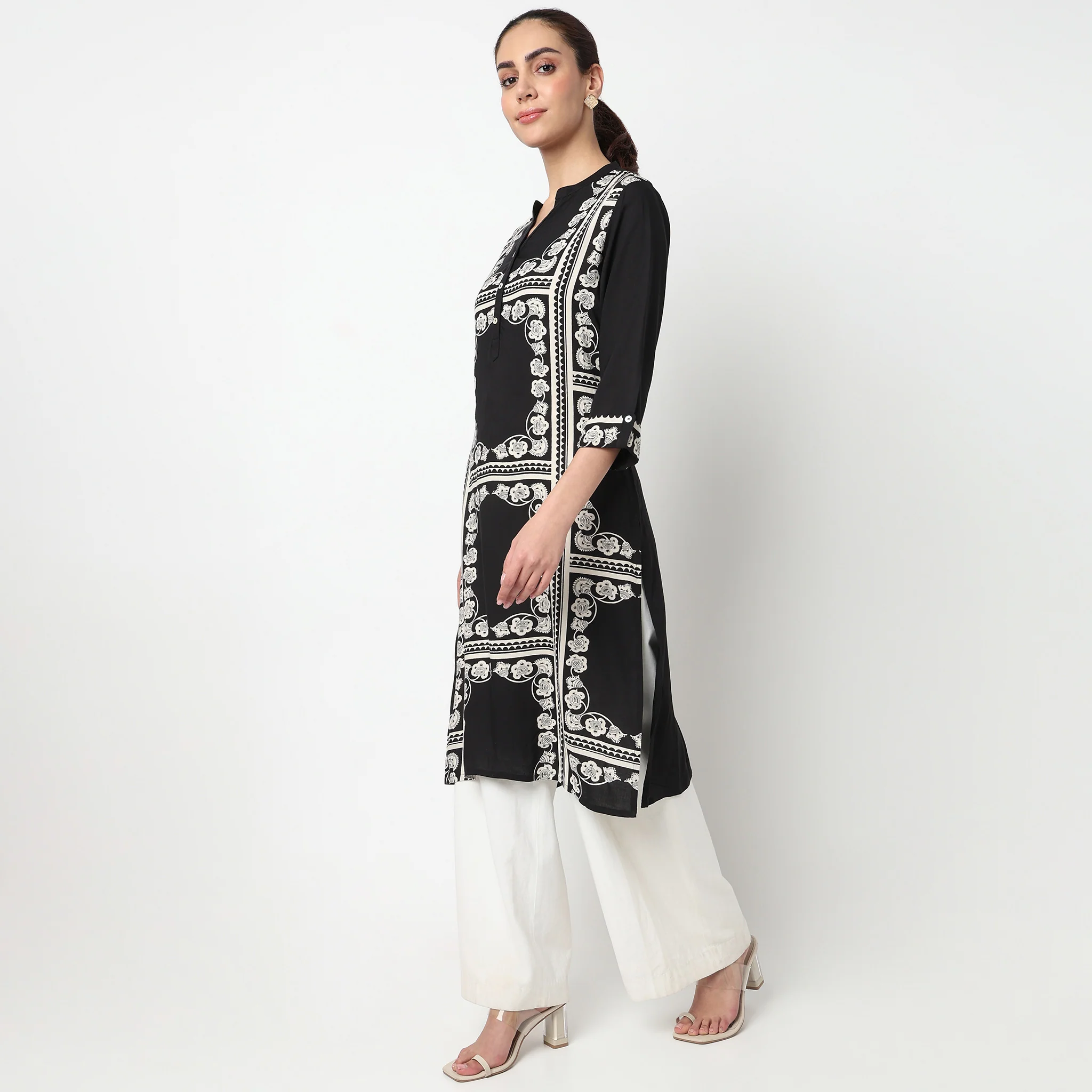 Half Placket Printed Long Kurta - Image 5