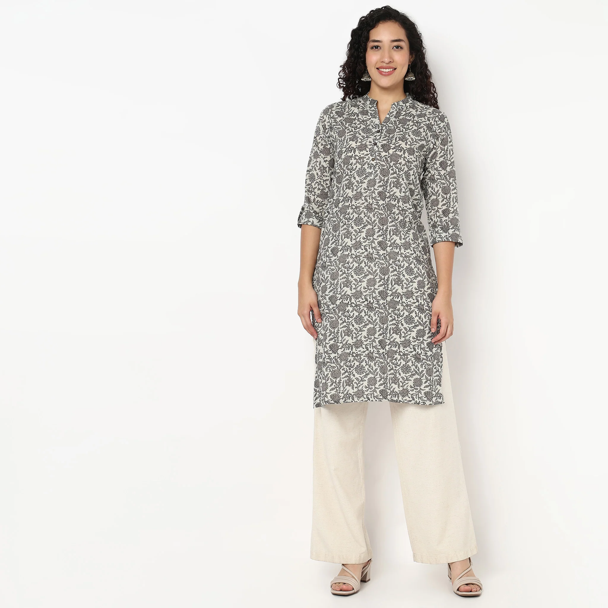 Half Placket Printed Long Kurta - Image 2