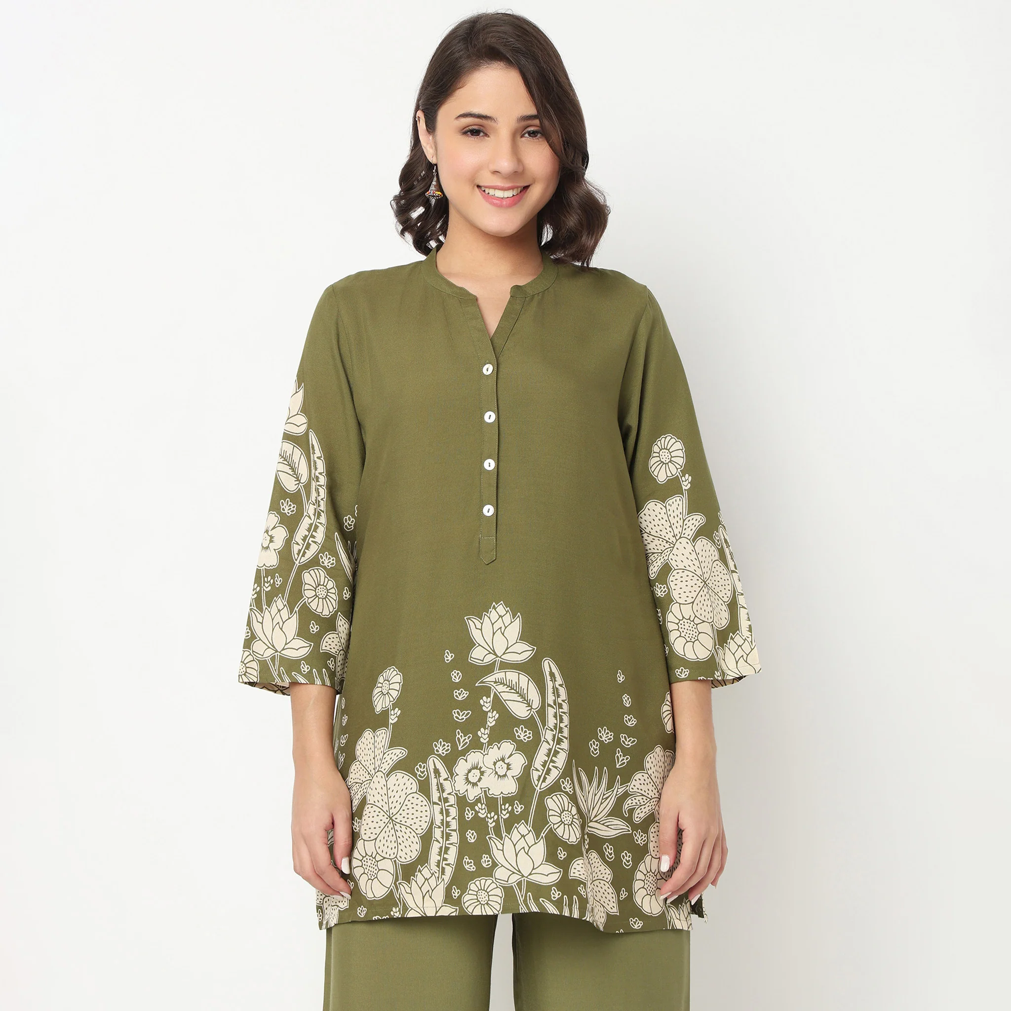 Half Placket Short Kurta - Image 2