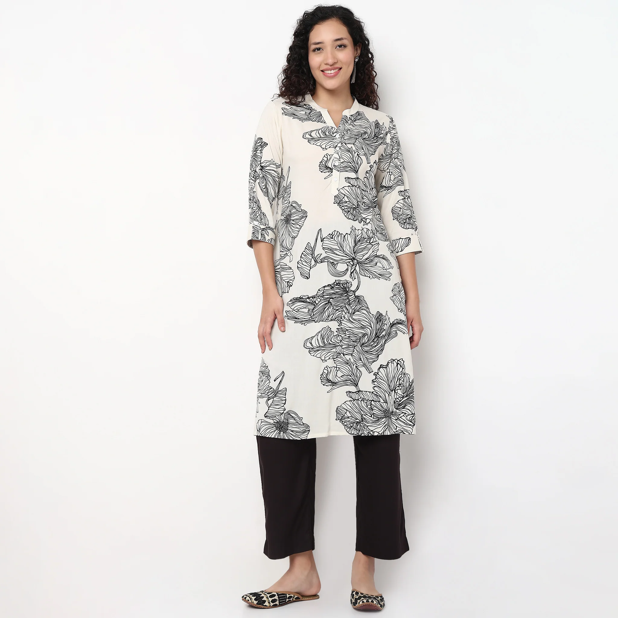 Half Placket Straight Kurta - Image 2