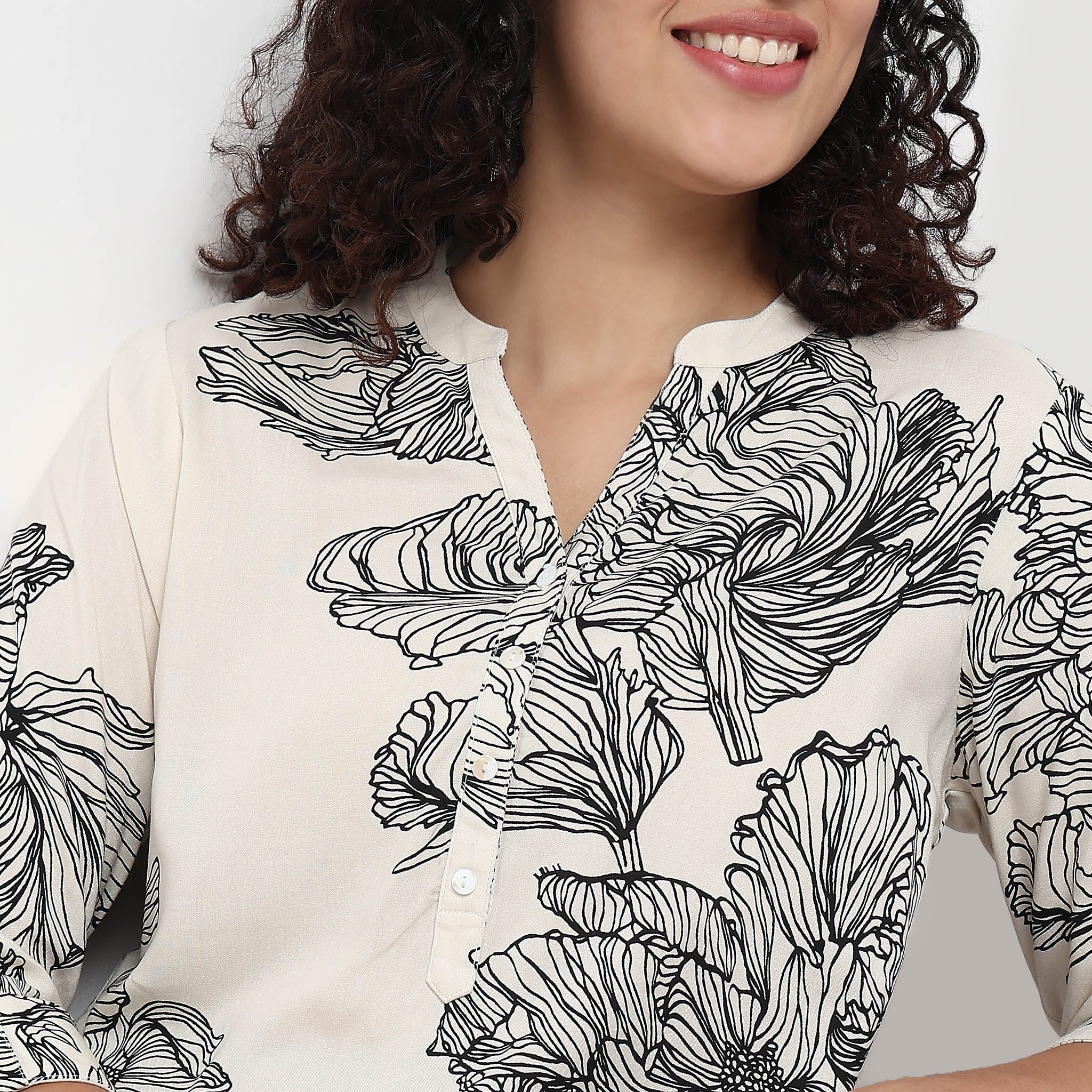 Half Placket Straight Kurta - Image 4