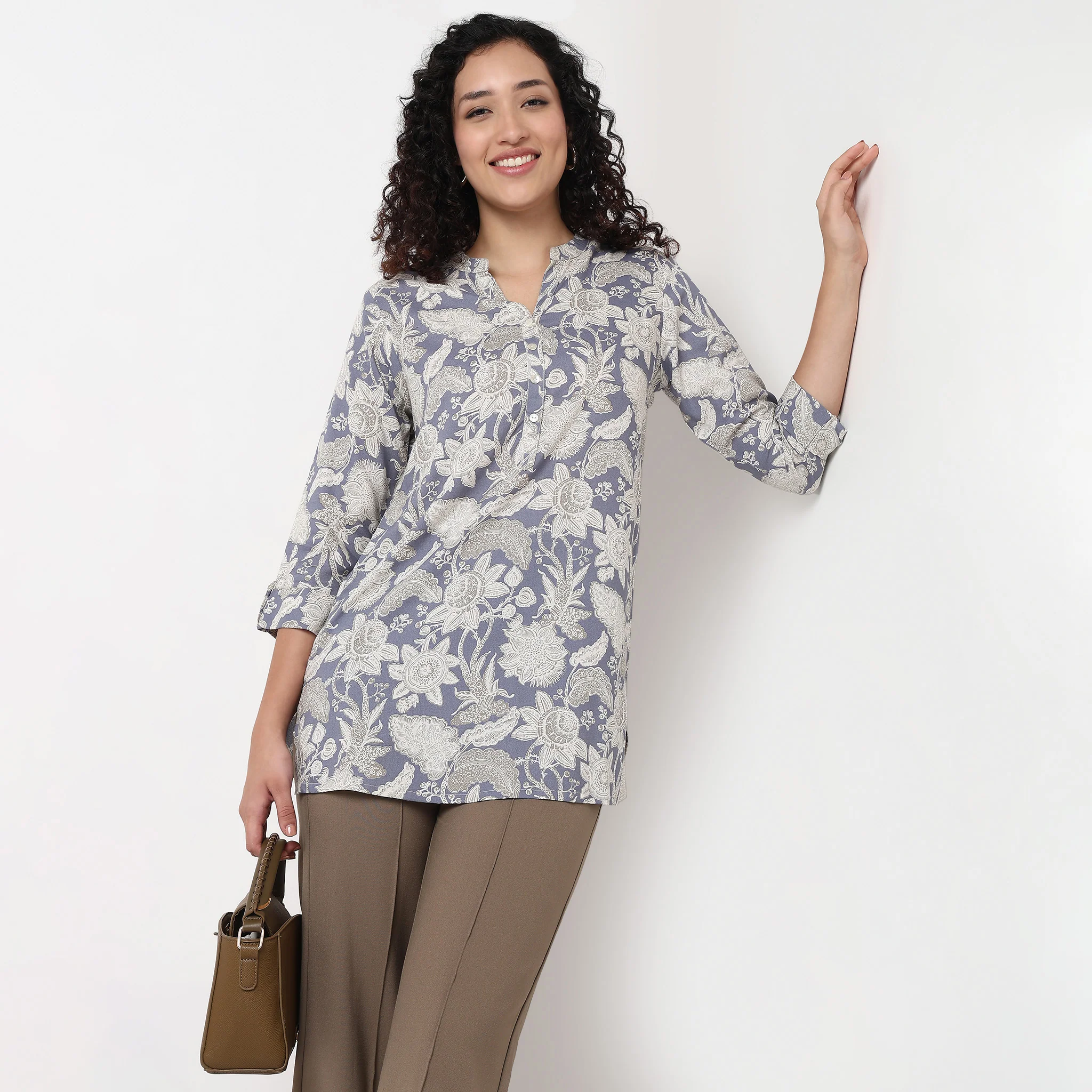 Half Placket Straight Short Kurta - Image 2