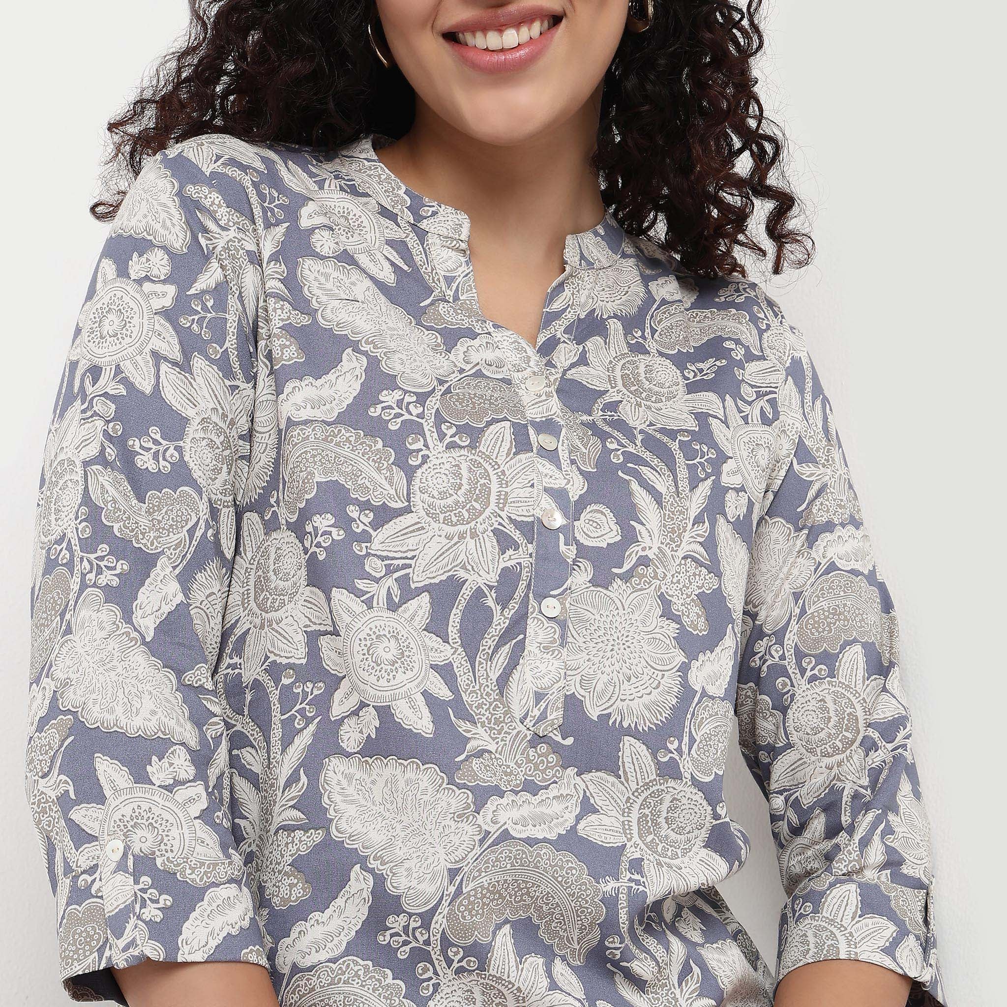 Half Placket Straight Short Kurta - Image 4