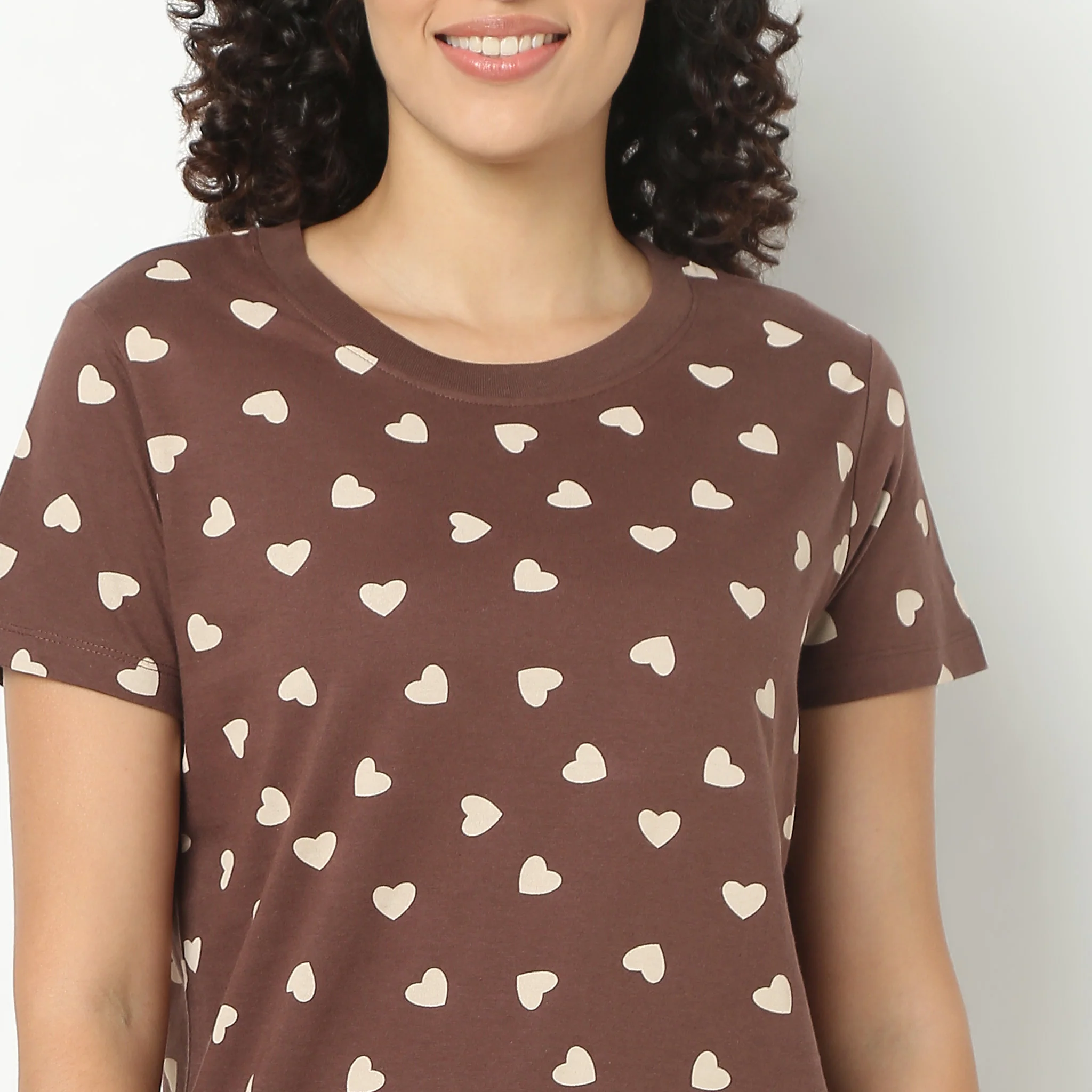 Heart Print Crew Neck Loungewear T-Shirt - Image 4