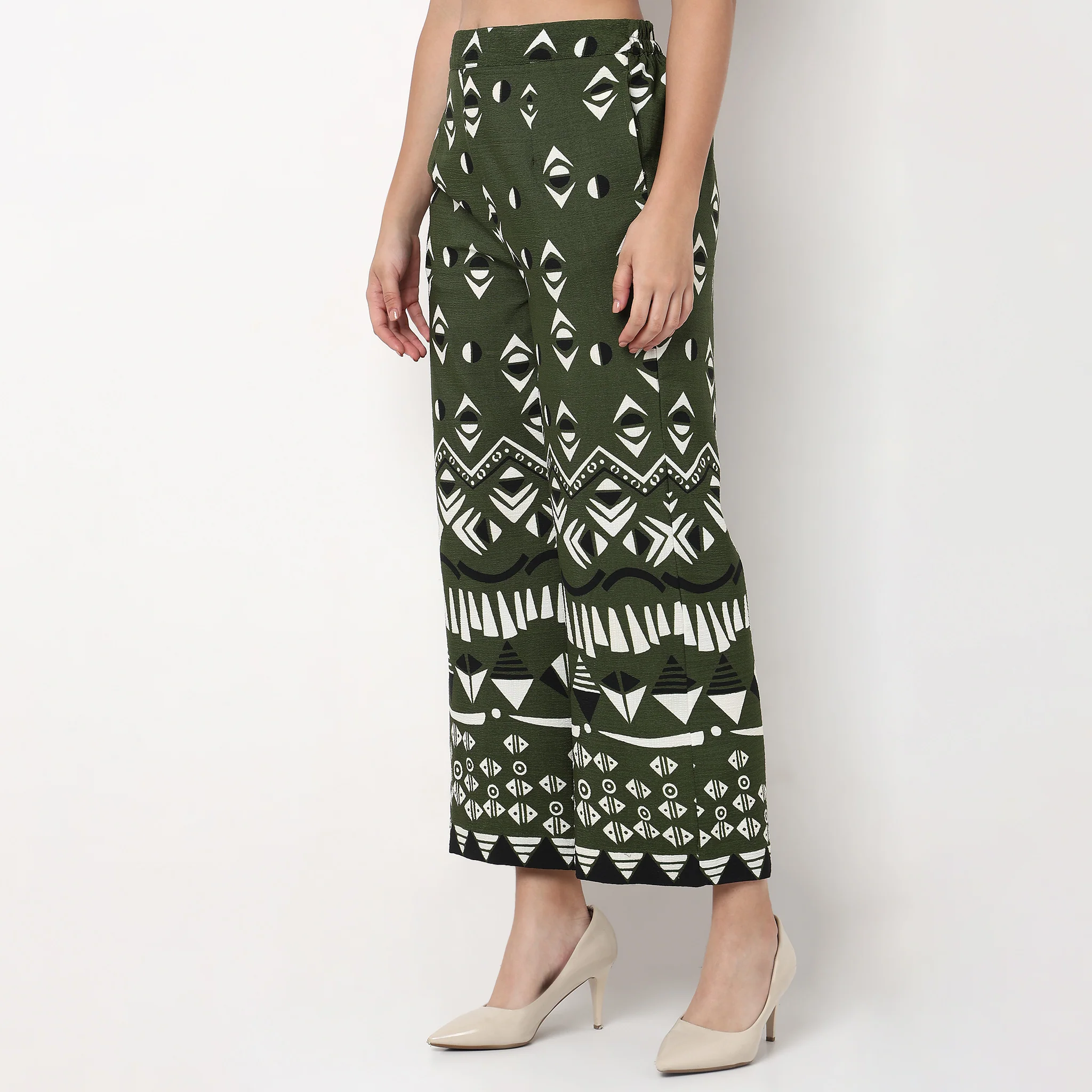 High Rise Printed Straight Pant - Image 5