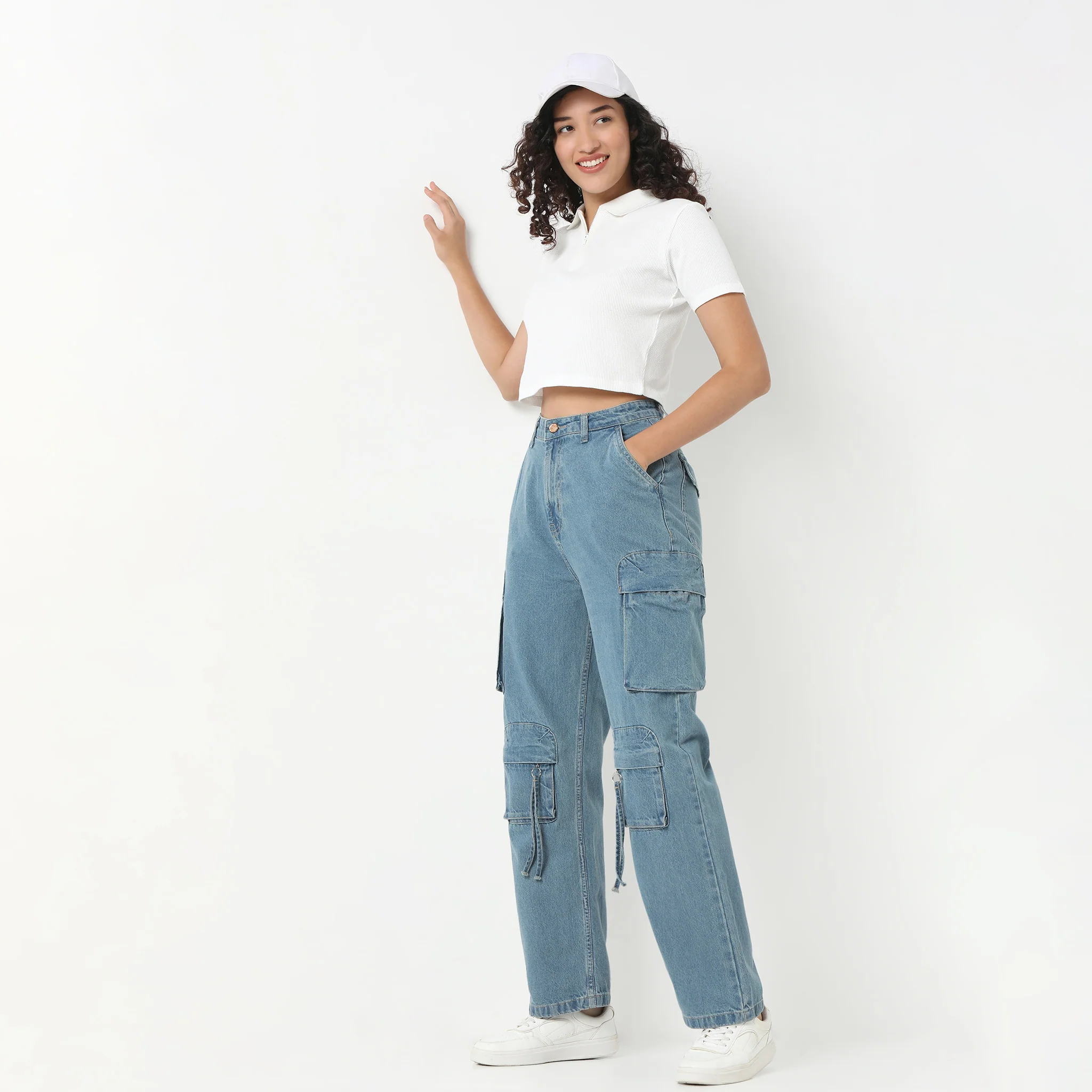 Highwaist 8 Pockets Straight Fit Cargos - Image 6