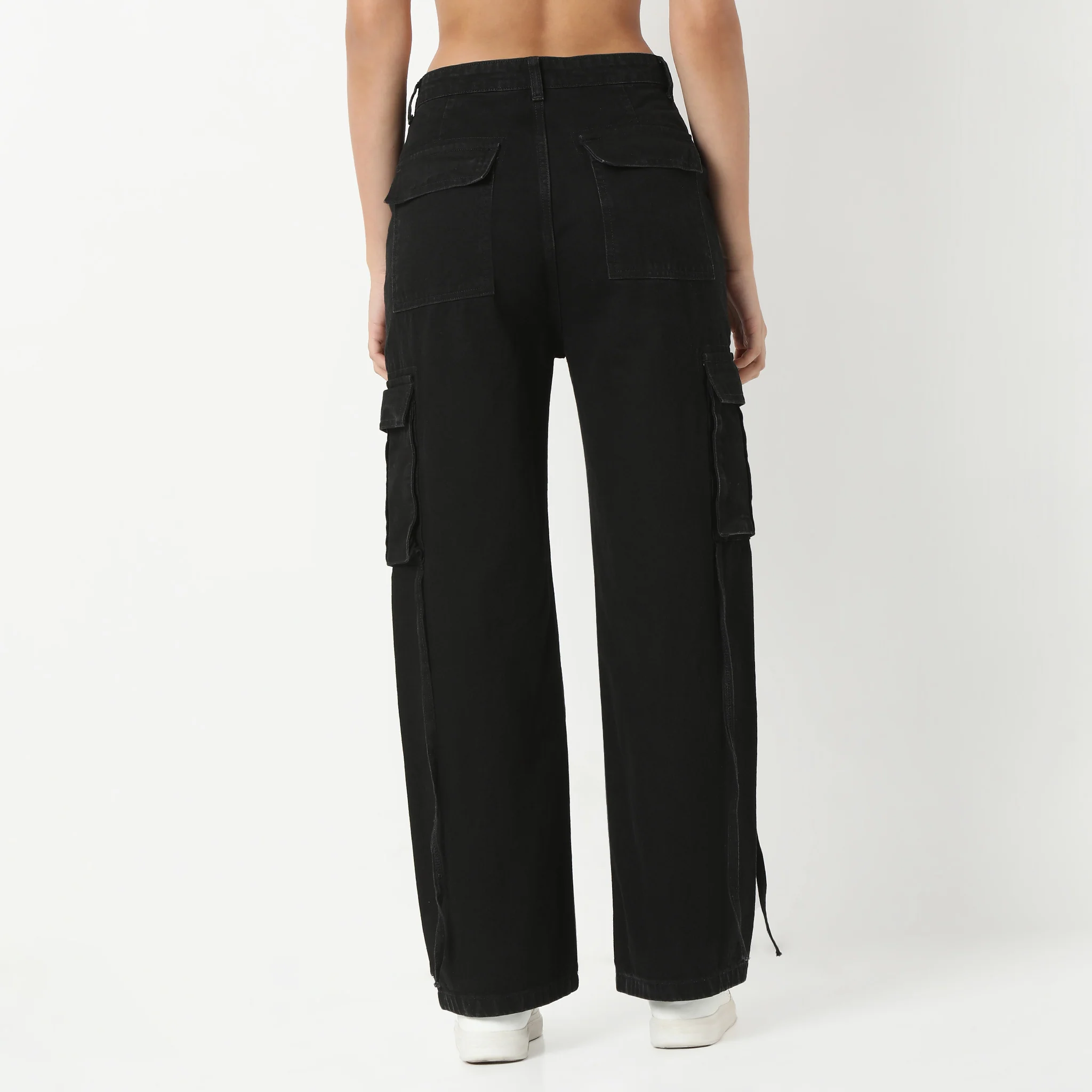 Highwaist Street Look Cargos - Image 3