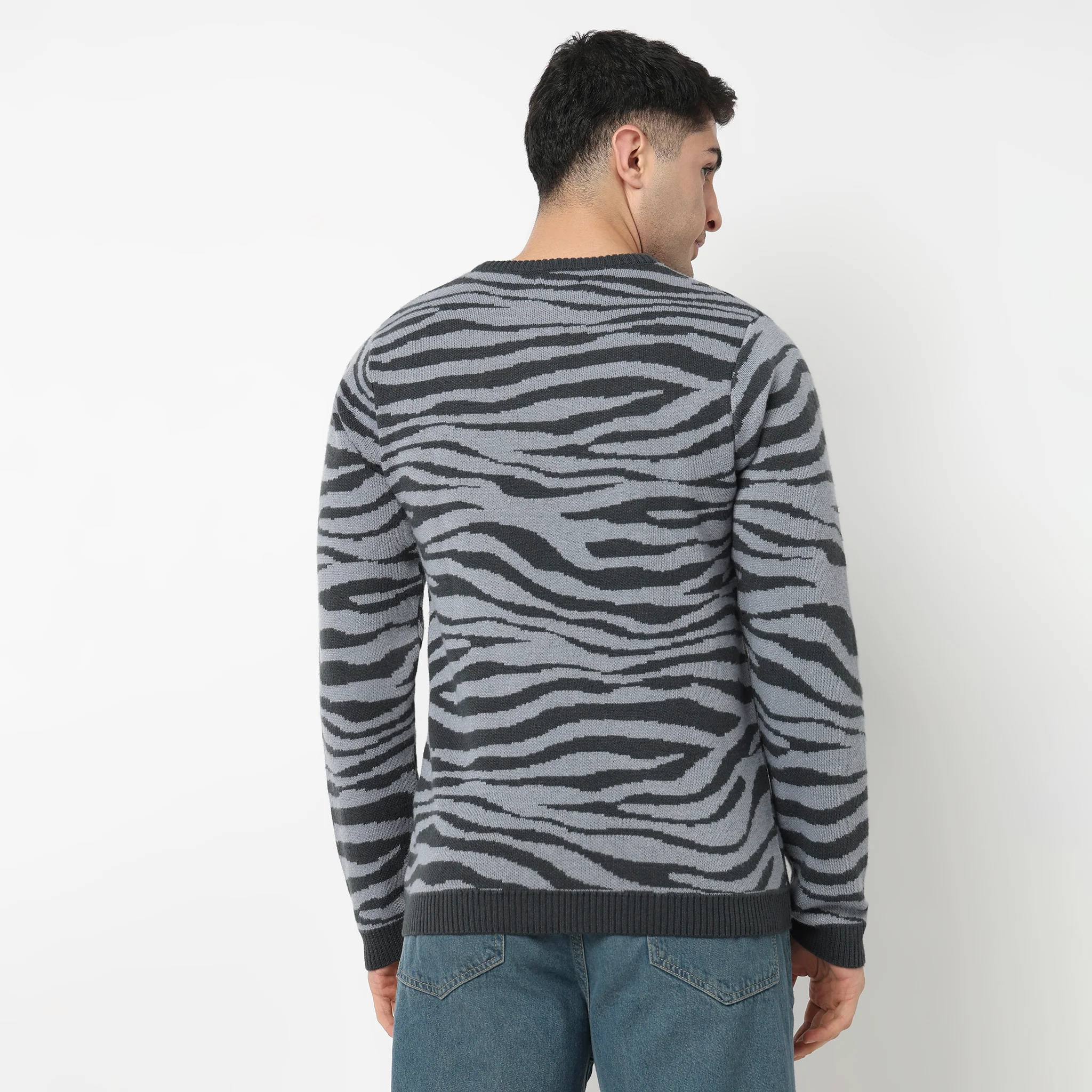 Jacquard Knitted Winter Sweater - Image 3