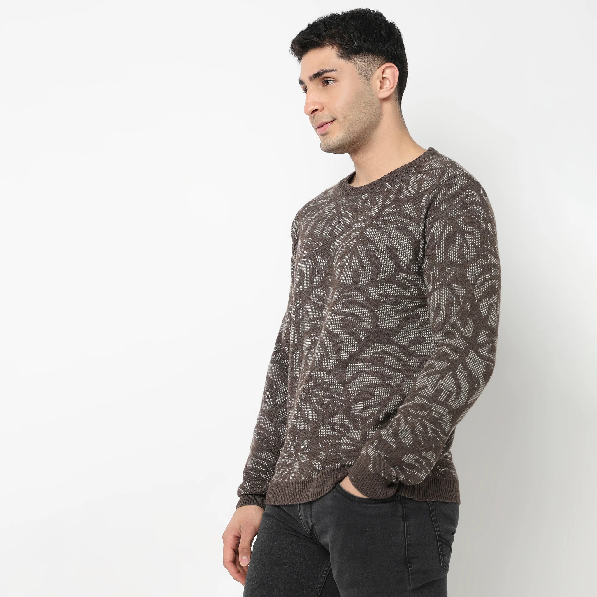 Jacquard Knitted Winter Sweater - Image 5