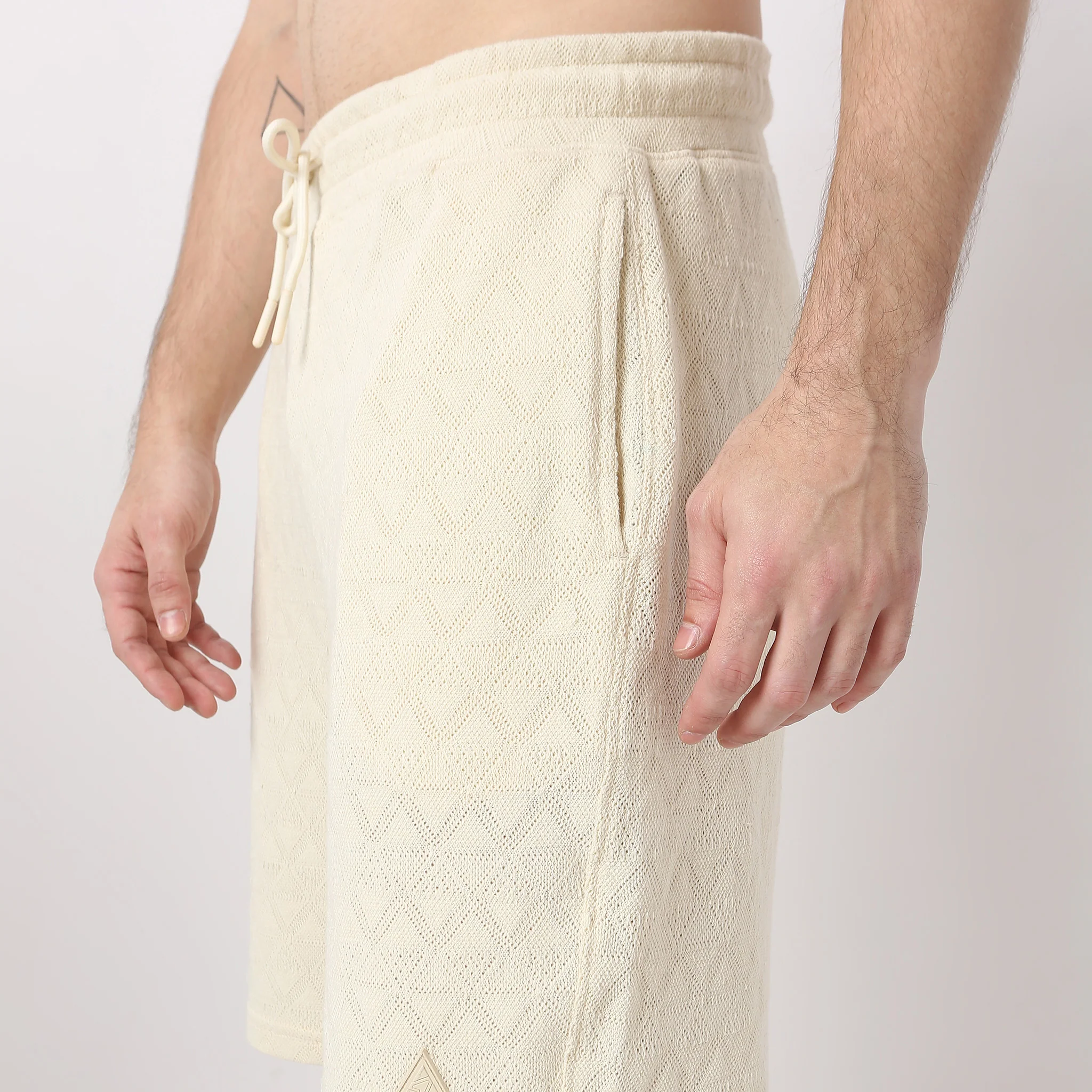 Unisets™ - Modern Street Structured Knee Length Shorts coordinate With Oversize Tee - Image 4