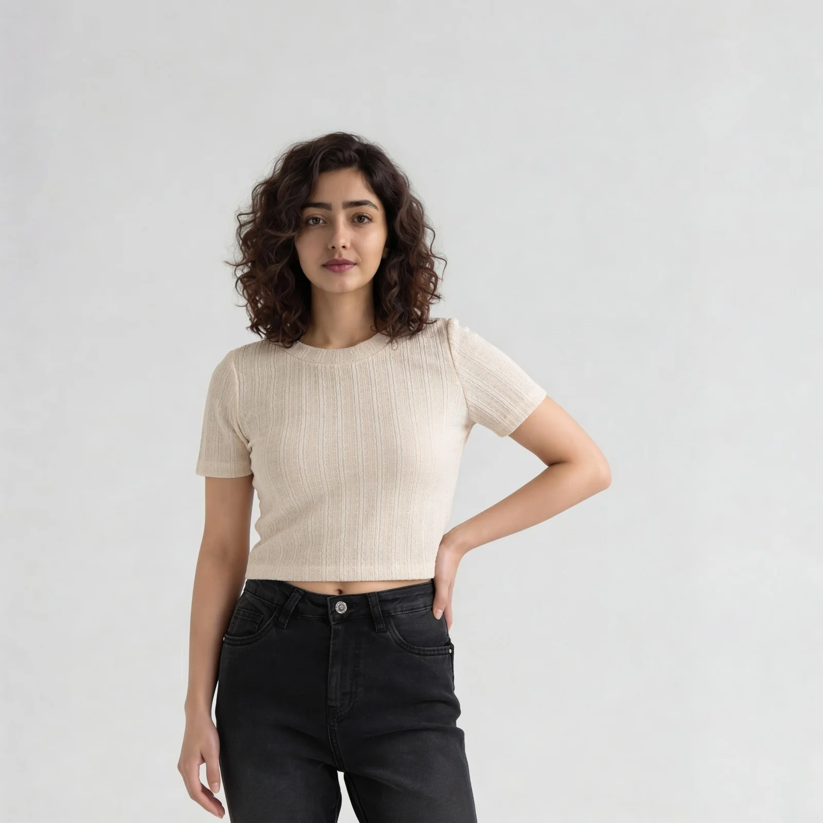 Knitted Solid Slim Fit Crop T-Shirt - Image 2