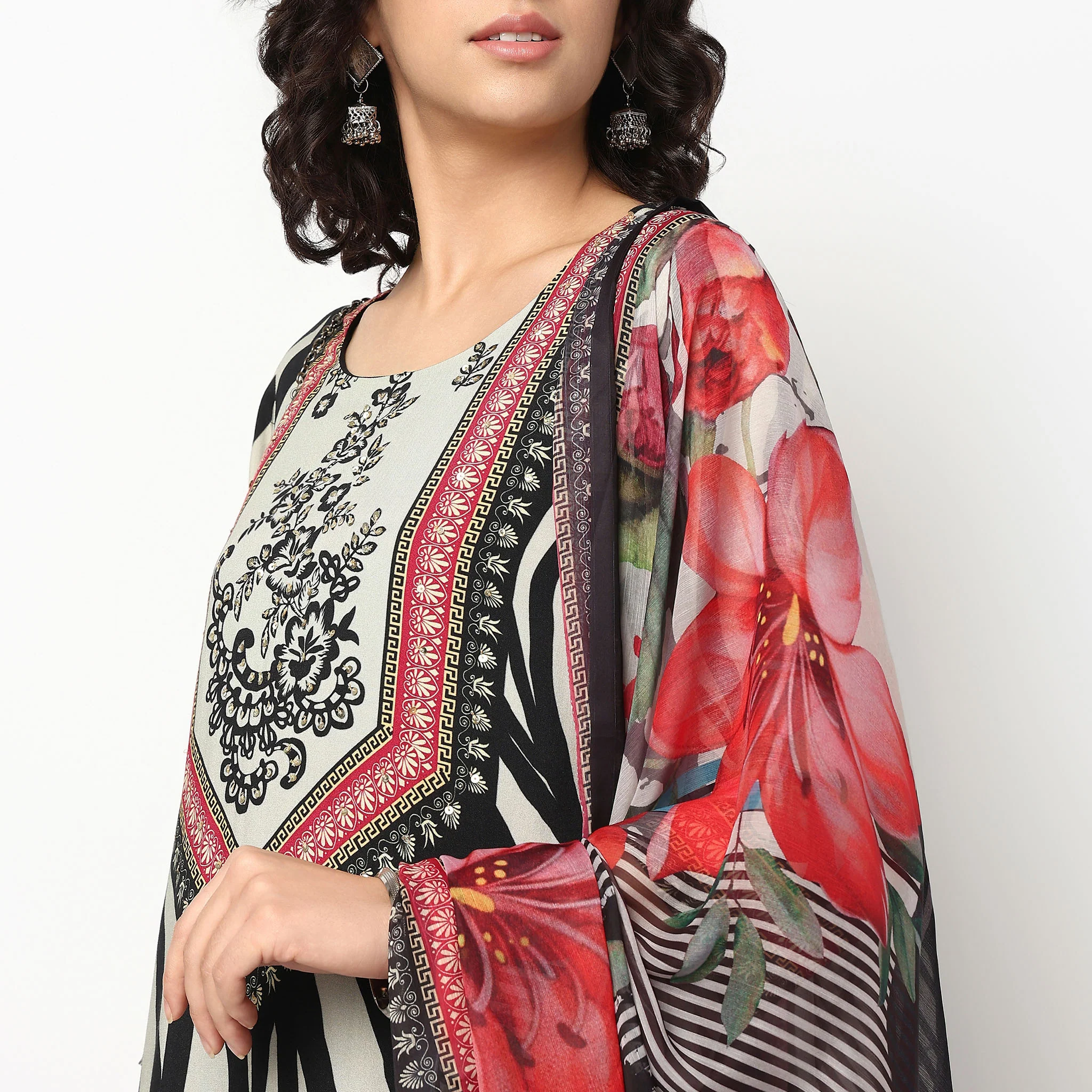Printed Kurta and Pant Set with Dupatta - Image 4