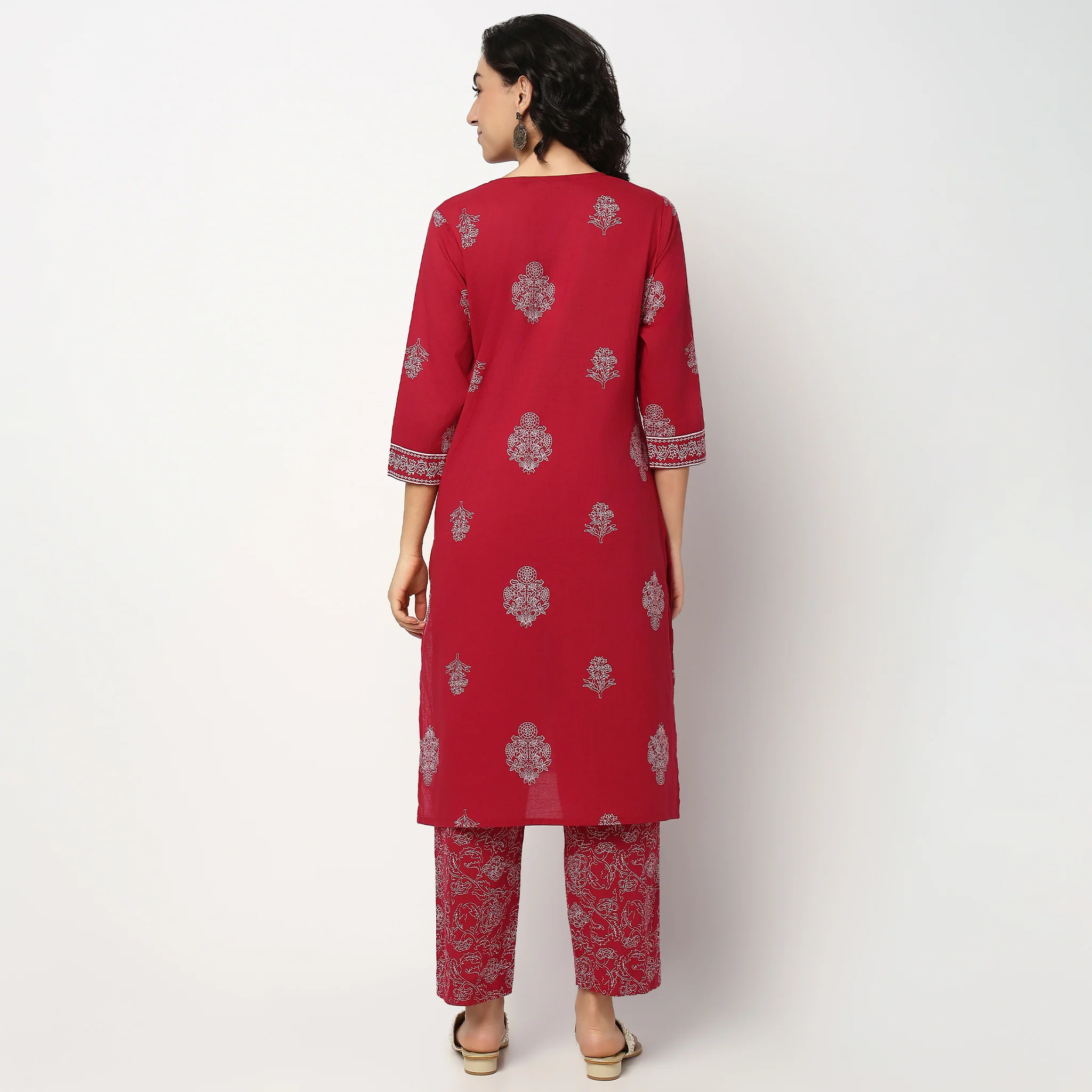Printed Cotton V Neck Kurta Set with Dupatta - Image 3