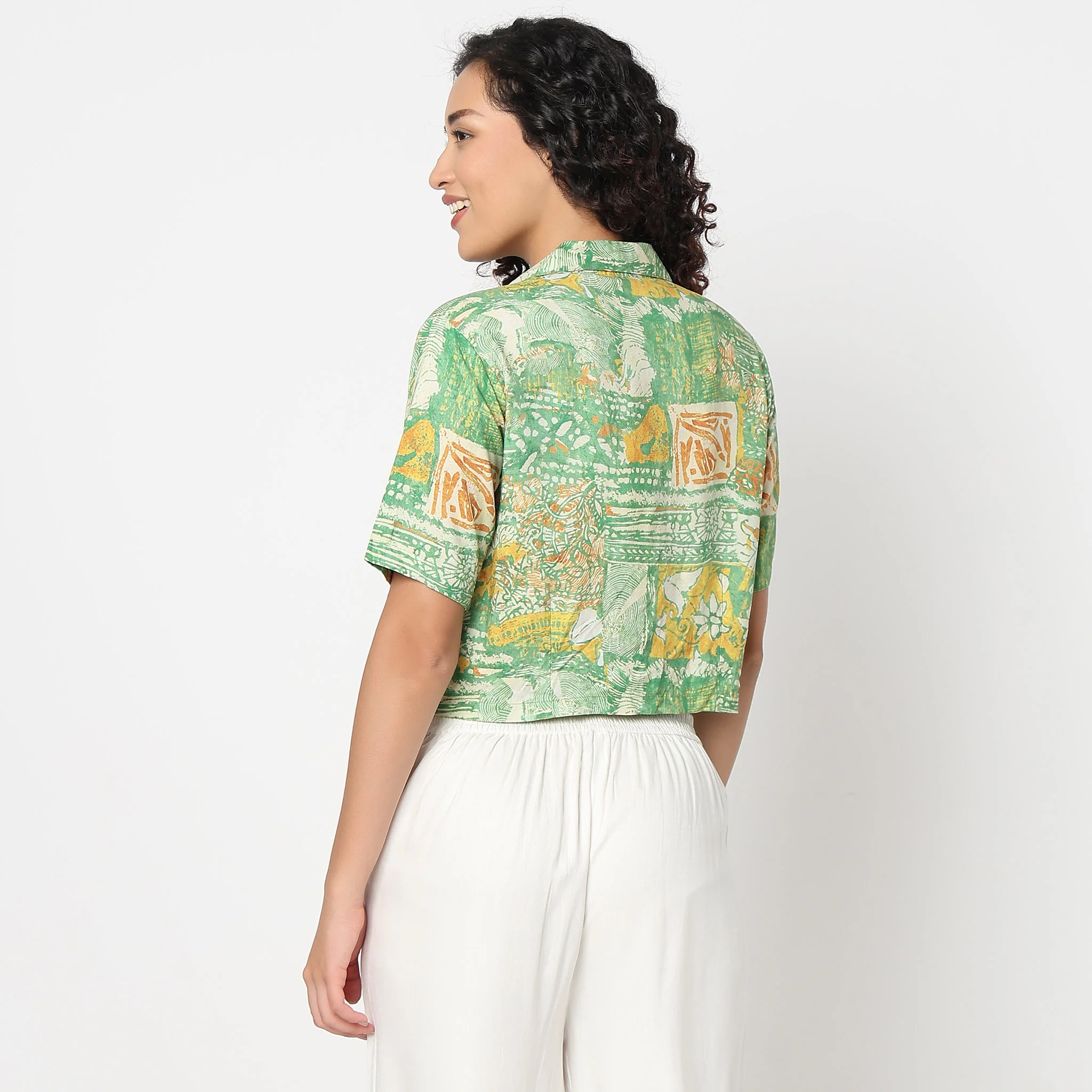 Lapel Collar Boxy Fit Crop Top - Image 3