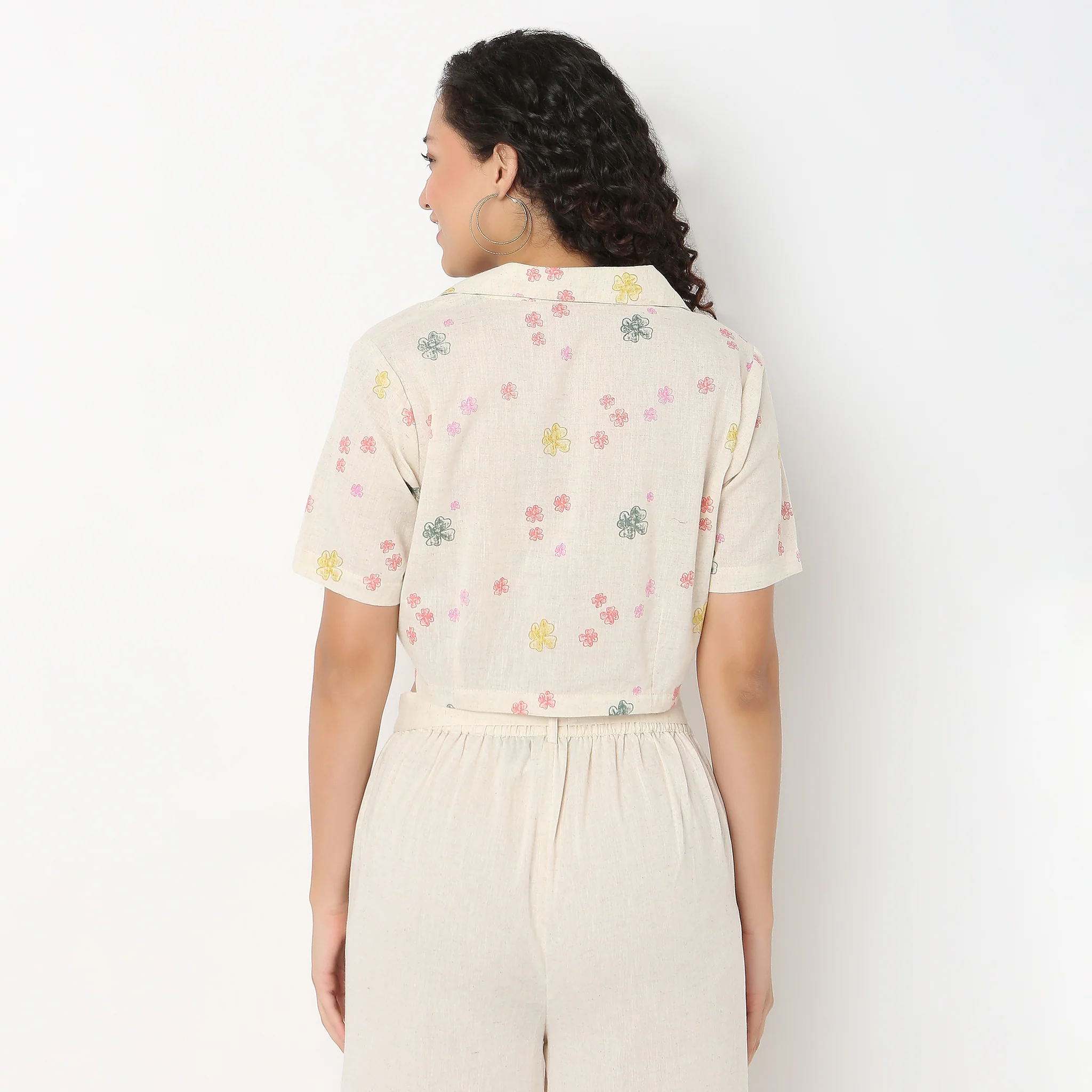 Printed Lapel Collar Crop Shirt - Image 3