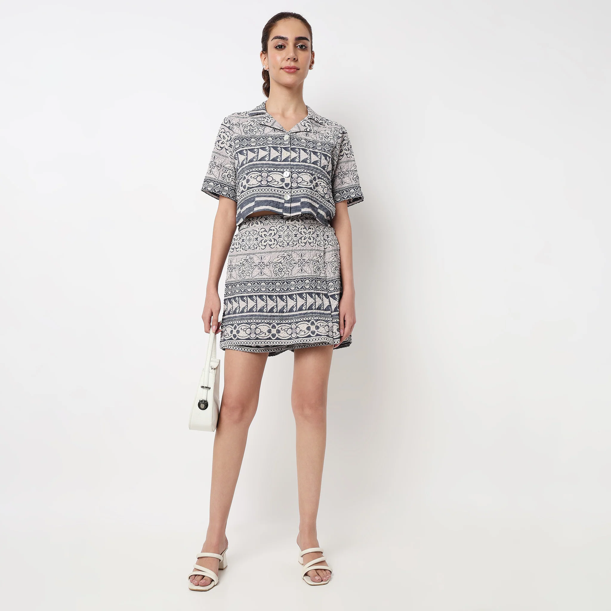 Lapel Collar Printed Crop Shirt