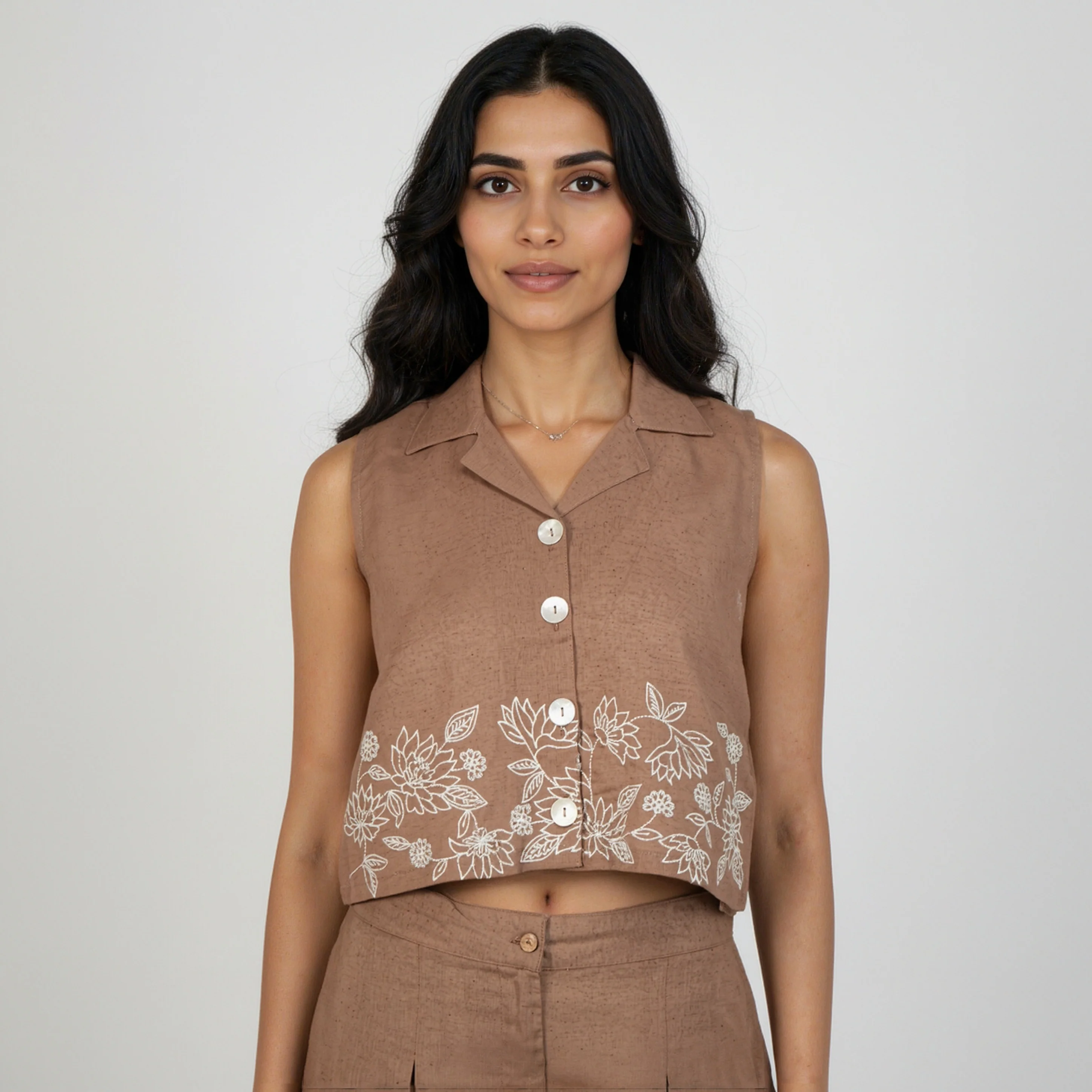 Lapel Collar Sleeveless Crop Top - Image 2
