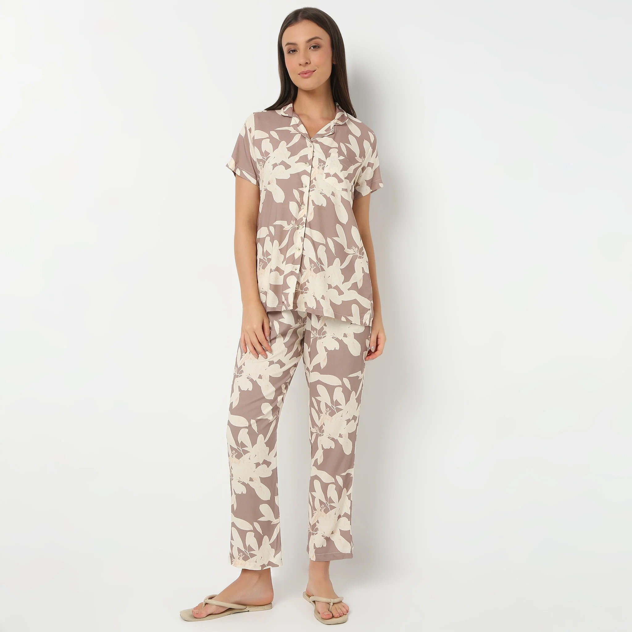 Lapel Collar Three-Fourth Sleeve Printed Top With Pyjama Sleepwear Set - Image 2