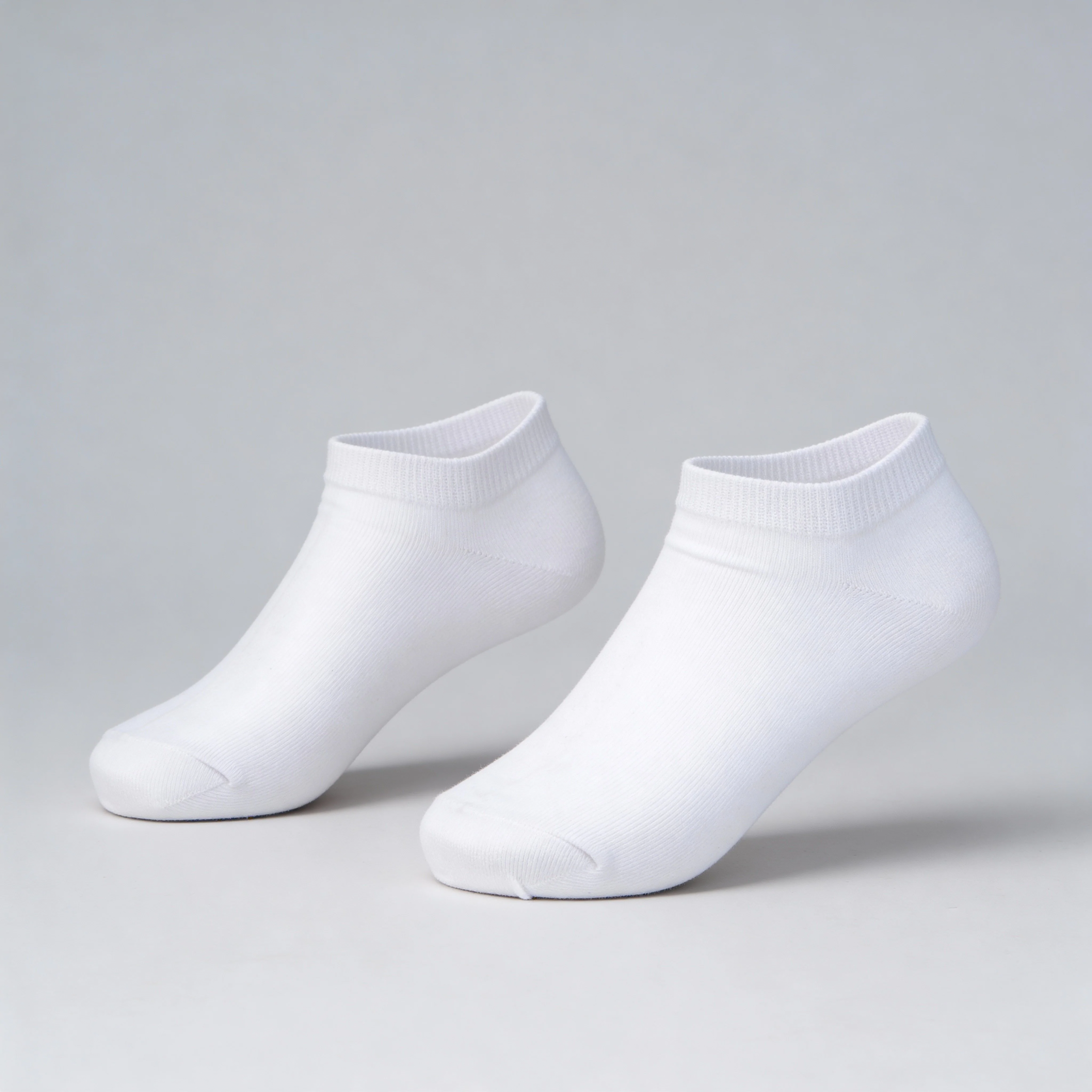 Men Ankle Length Solid Knitted Socks - Pack of 3