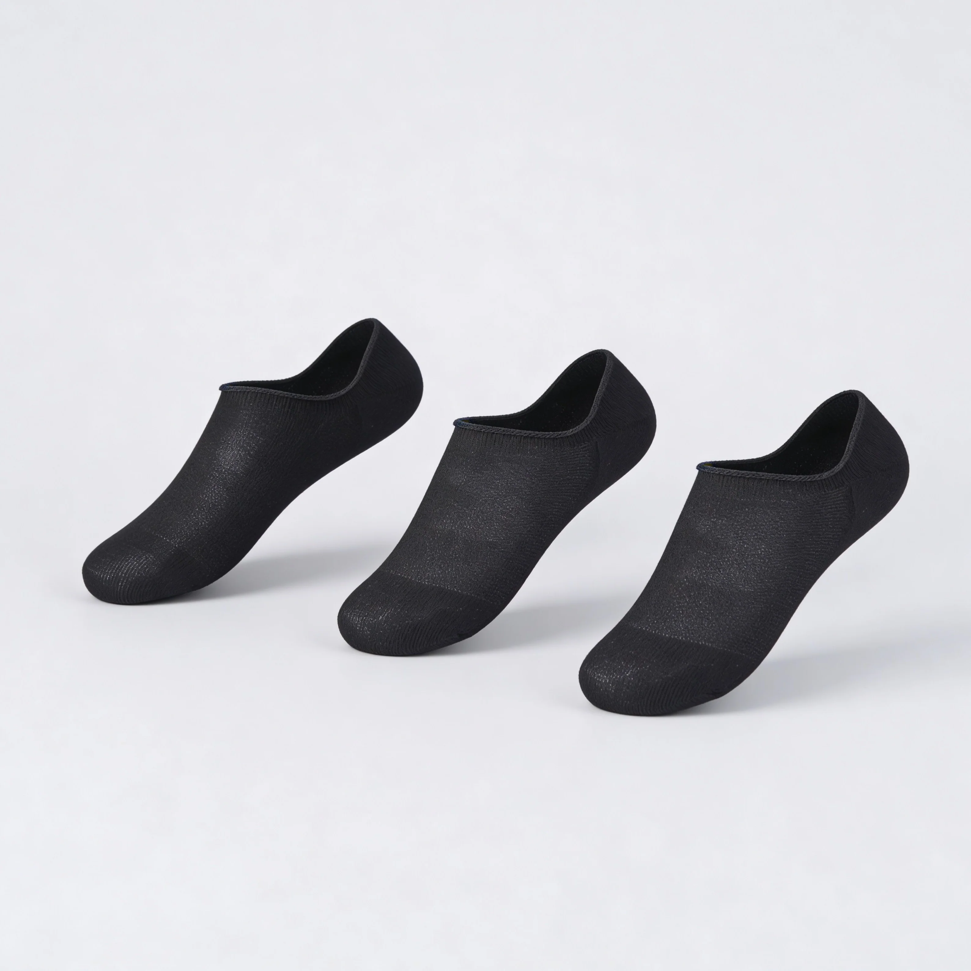 Men No Show Solid Knitted Socks - Pack of 3 - Image 4