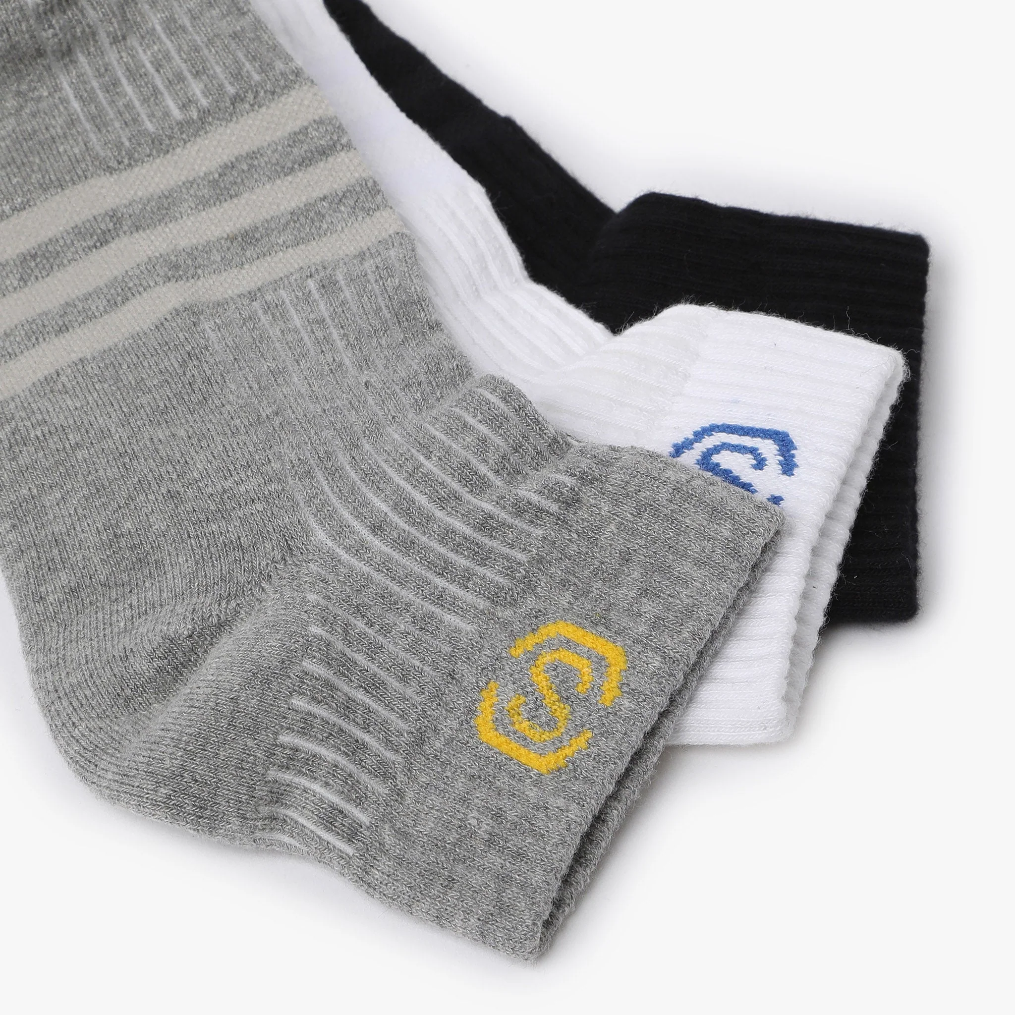 Men Assorted Socks (Pack of 3) - Image 7