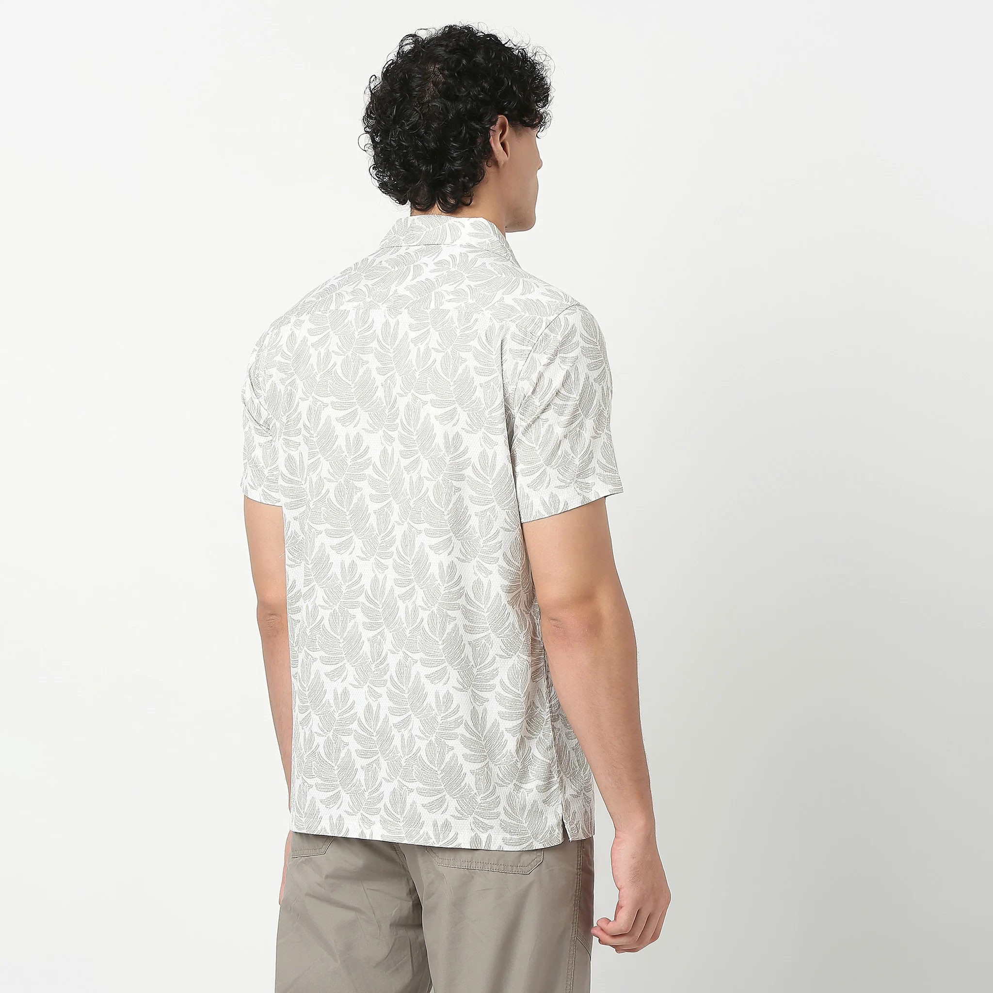 Mens Textured Printed Retreat Shirt - Image 3