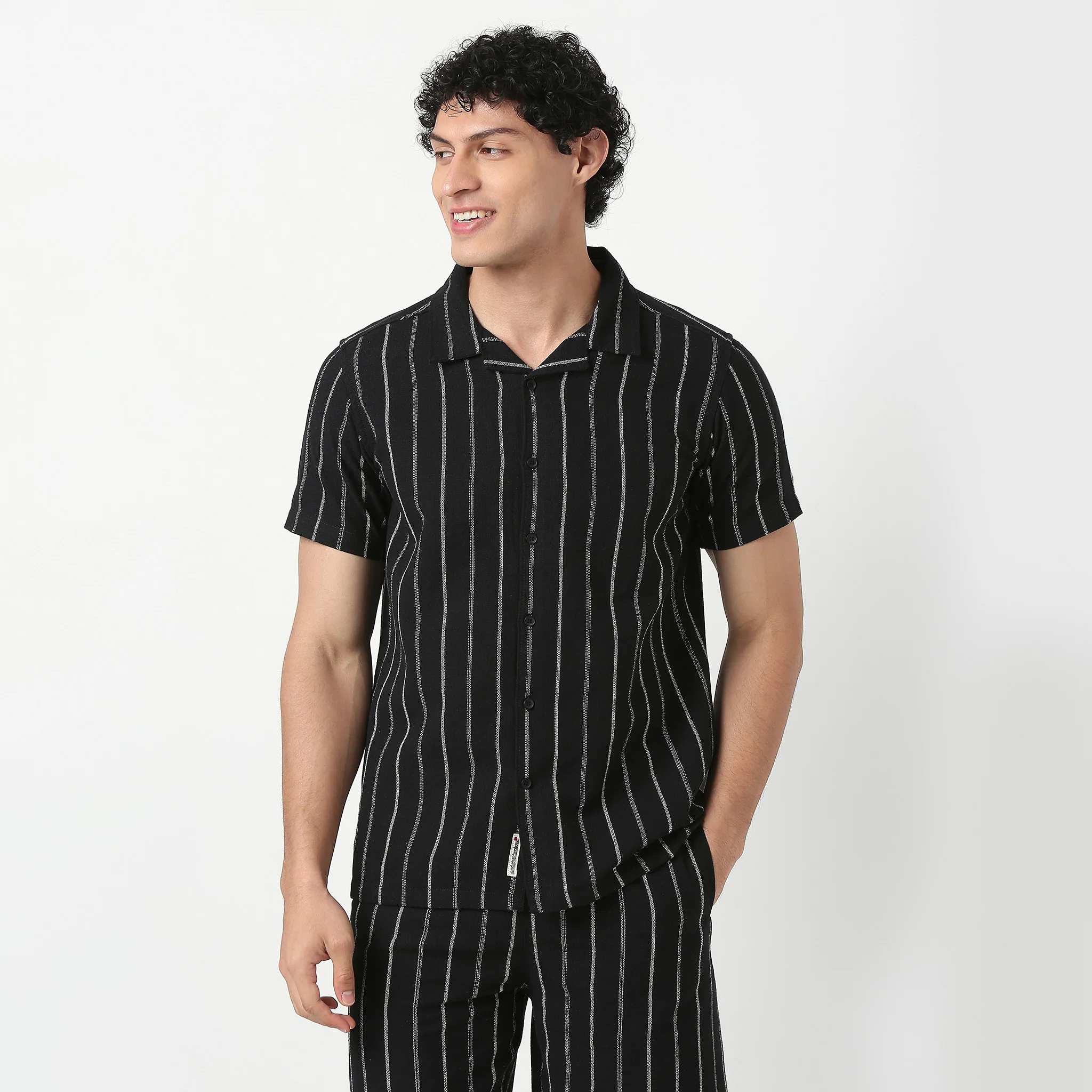 Mens Yarn Dyed Cuban Shirt - Image 2