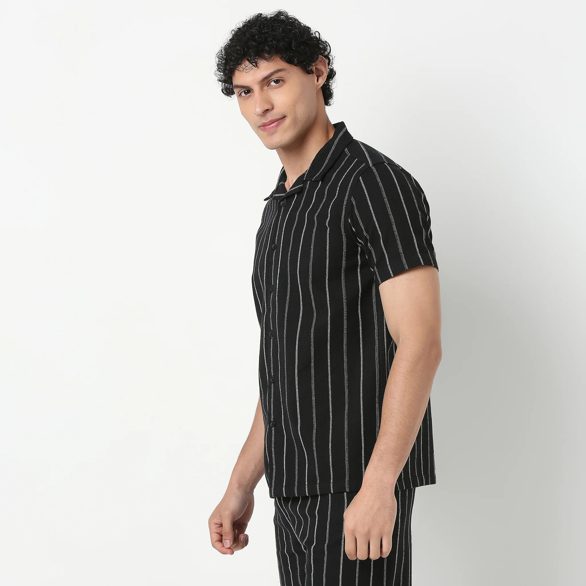 Mens Yarn Dyed Cuban Shirt - Image 5