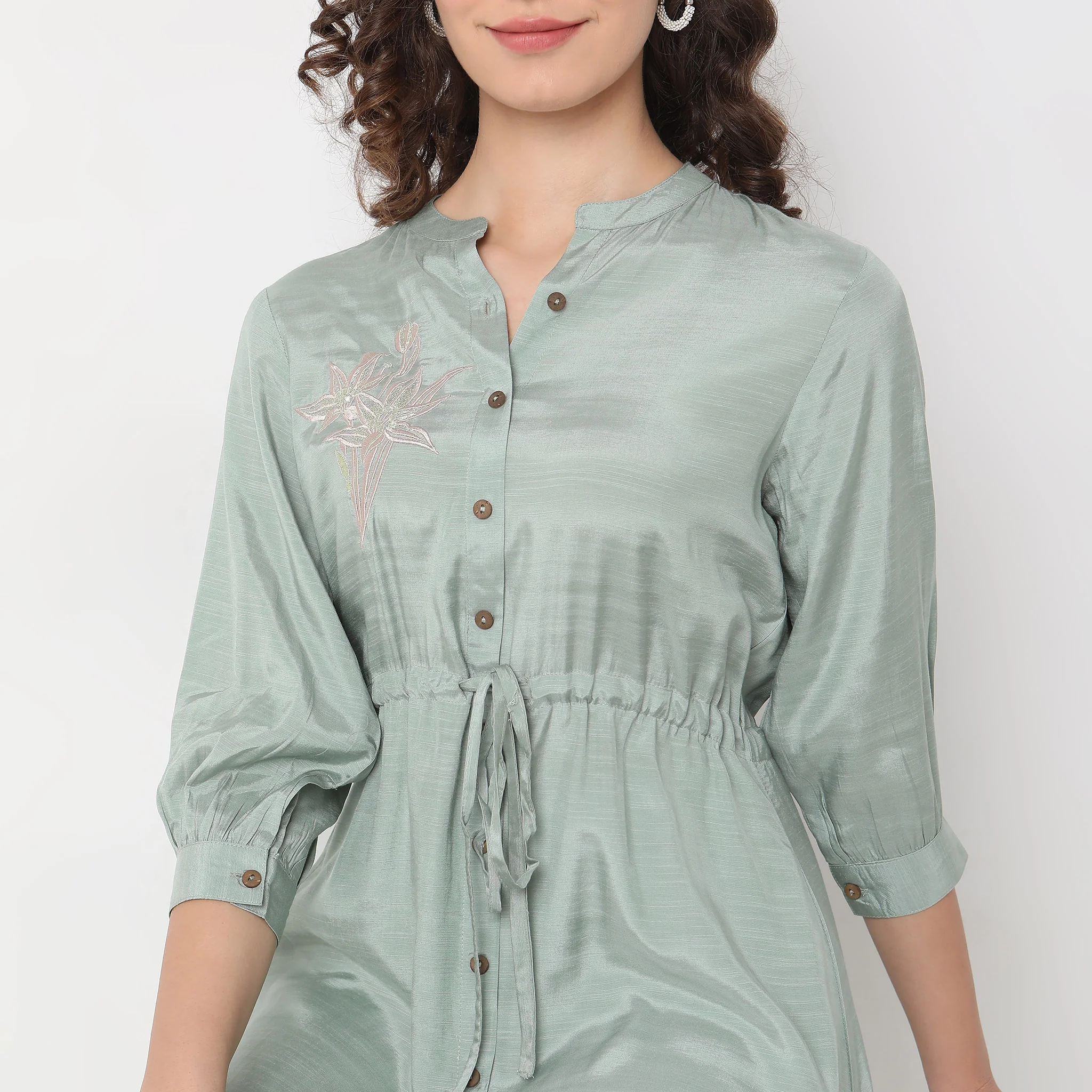 Mid Flare Embroidered Kurta - Image 4