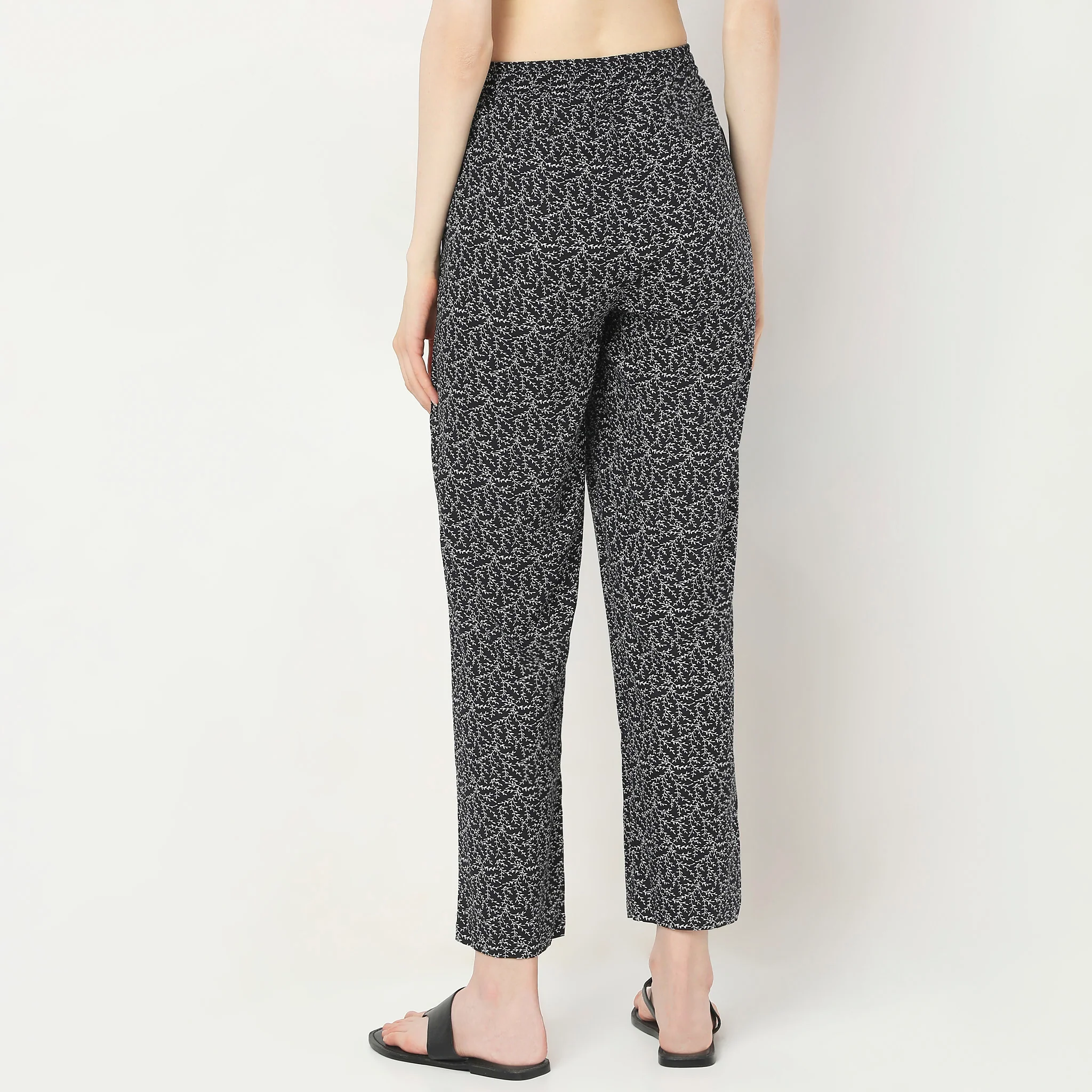 Mid Rise Lounge Pyjamas - Image 3