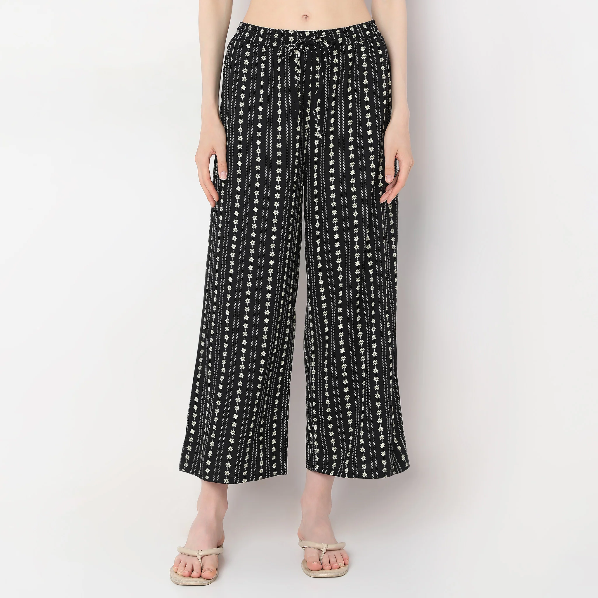 Mid Rise Lounge Pyjamas - Image 2