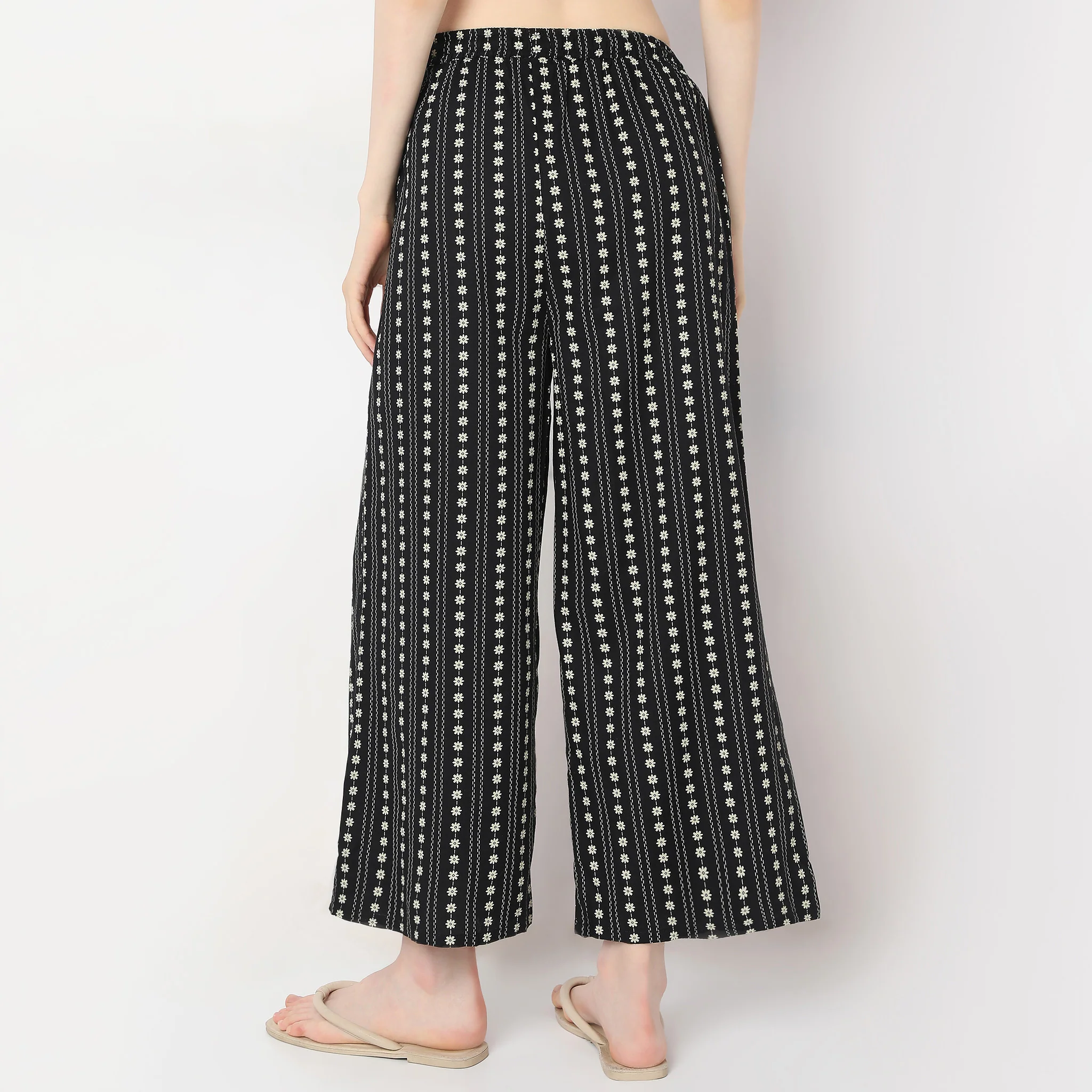 Mid Rise Lounge Pyjamas - Image 3