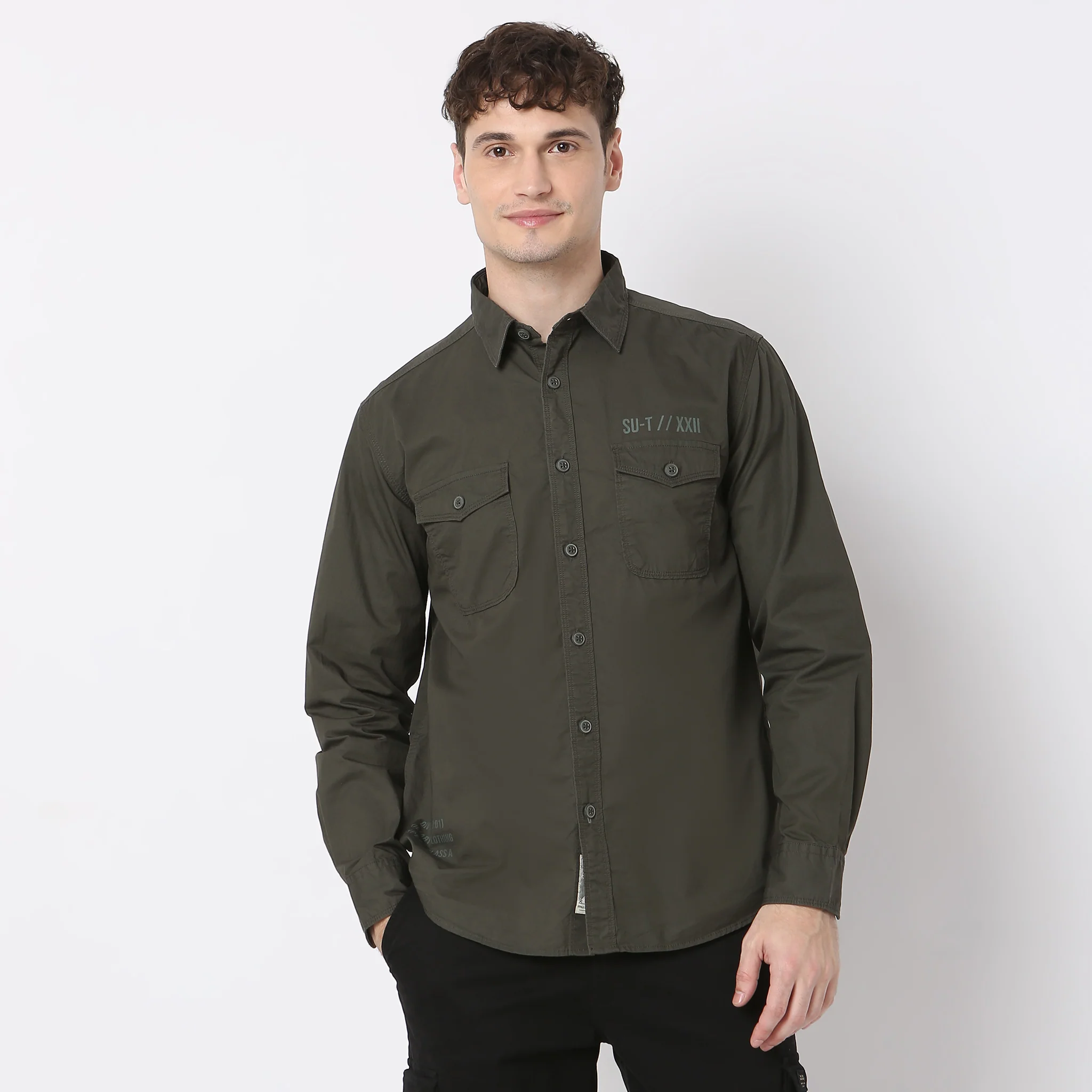 Modern Explorerᵉˣ Twin Pocket Slim Fit 100% Cotton Solid Shirt - Image 3