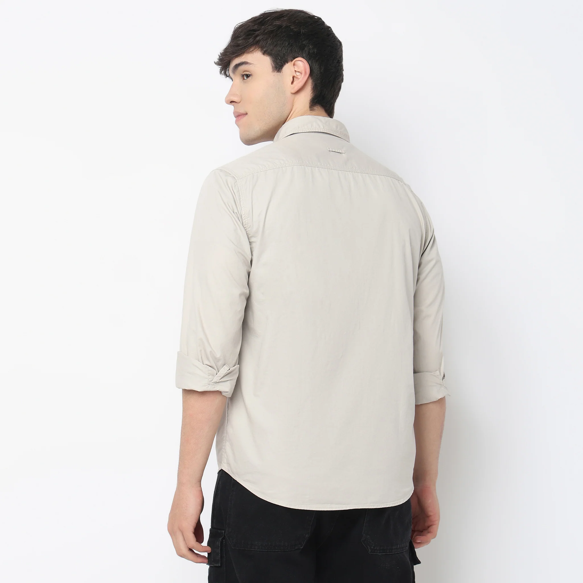 Modern Explorerᵉˣ Twin Pocket Slim Fit 100% Cotton Solid Shirt - Image 36