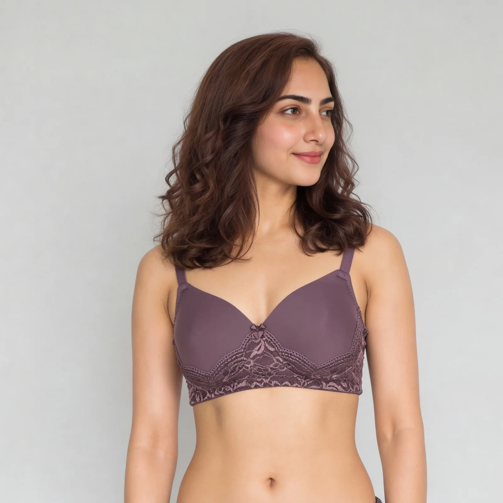 Full Coverage T Shirt Bra With Lace - Image 3