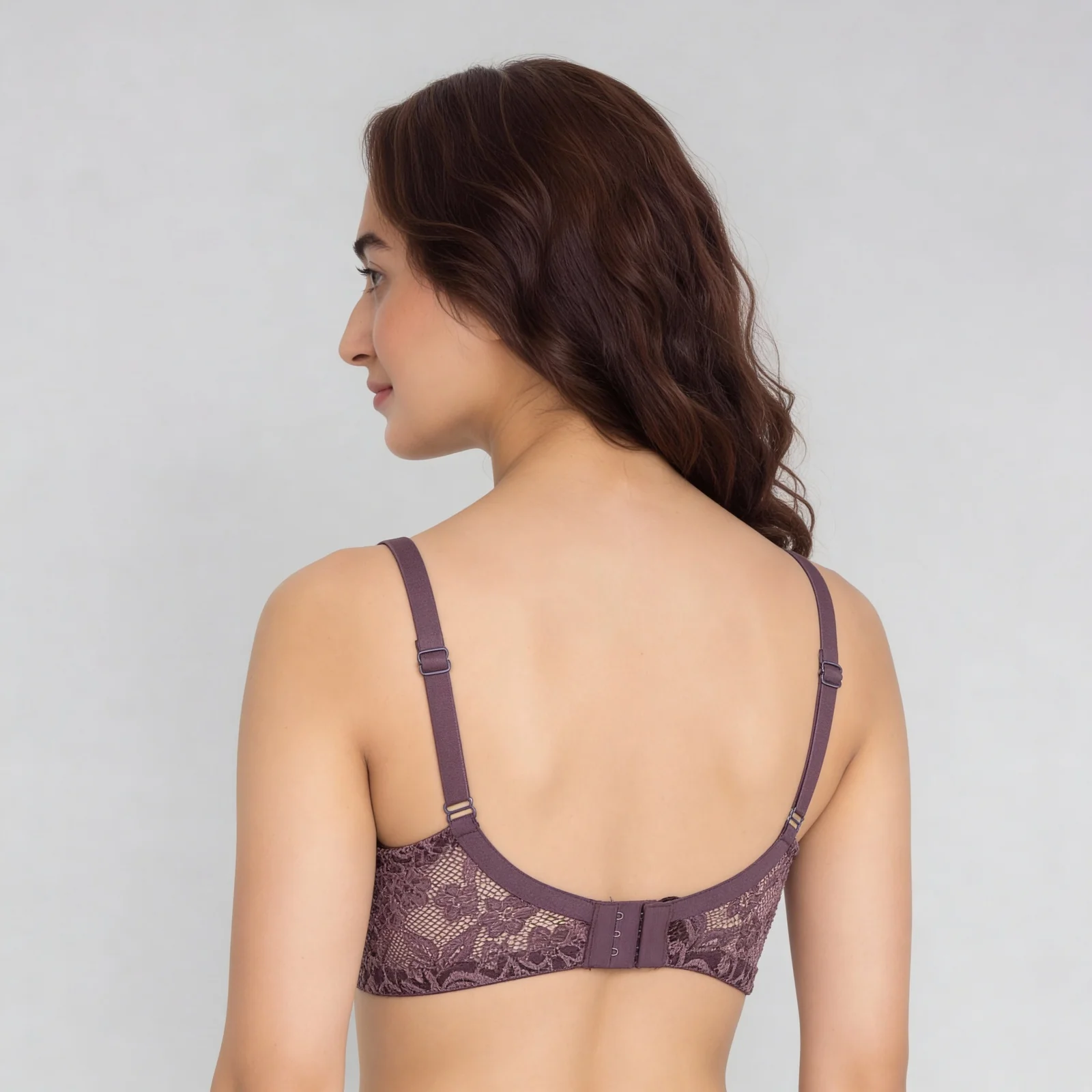 Full Coverage T Shirt Bra With Lace - Image 4