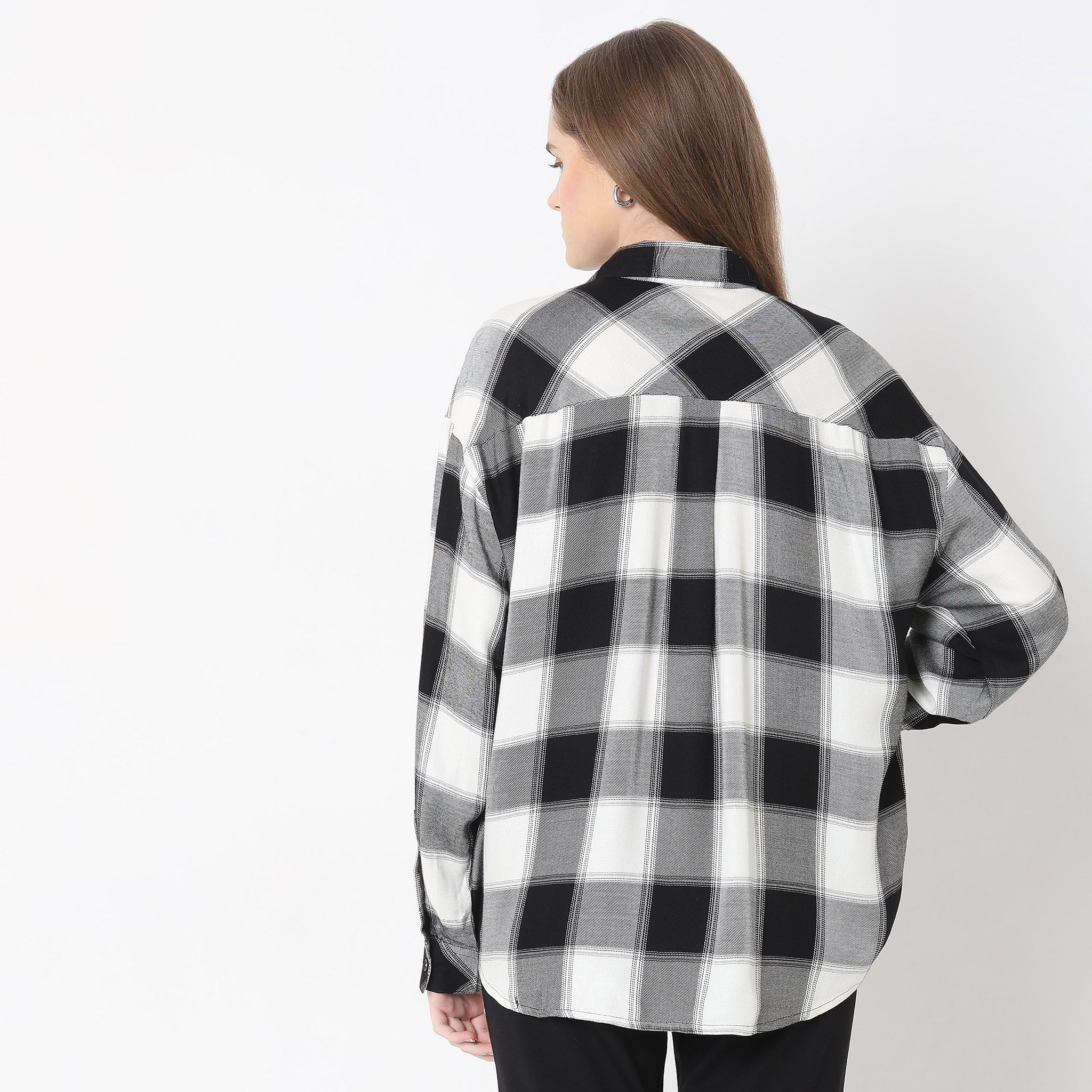 Oversize Checkered Shirt - Image 3