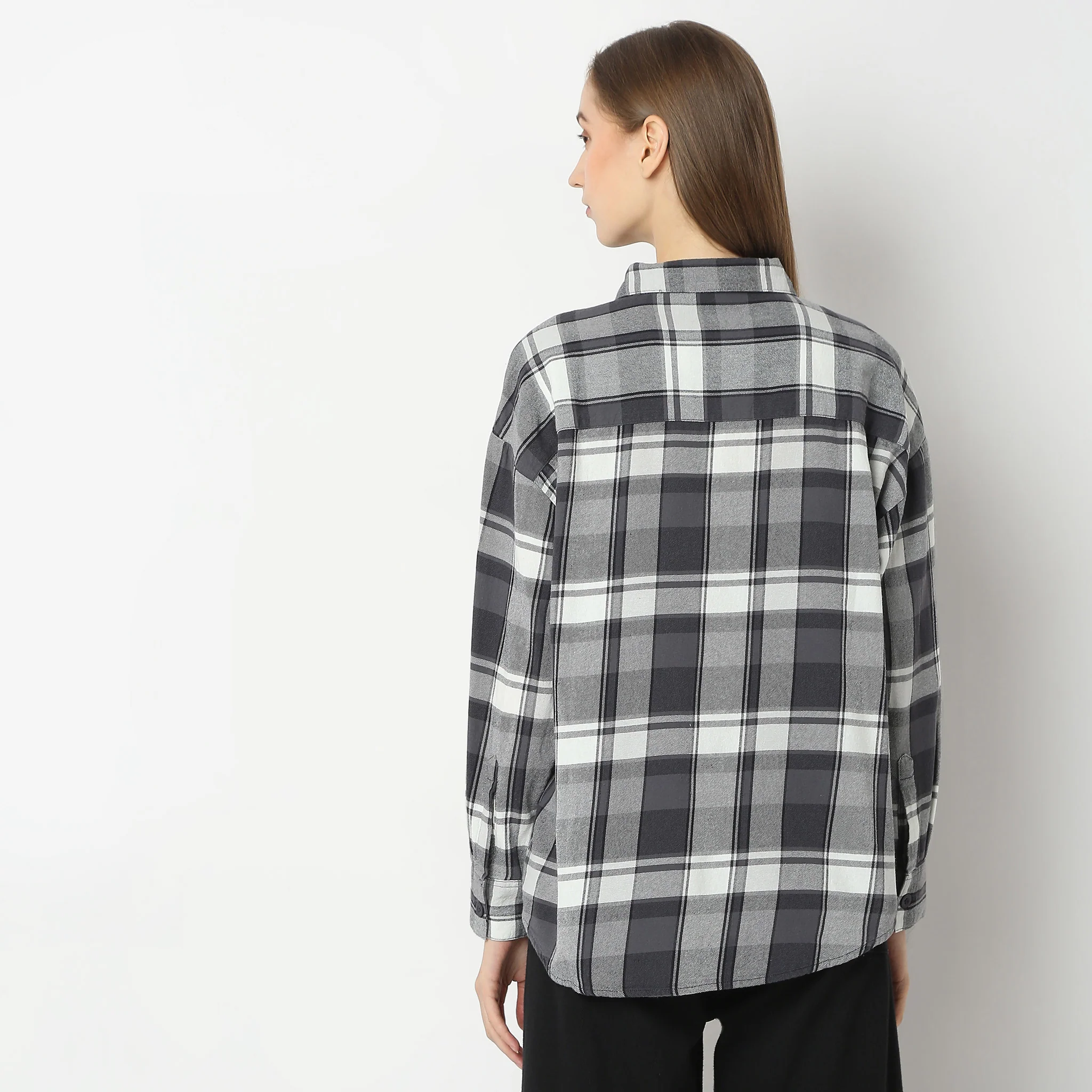 Oversize Checkered Shirt - Image 3