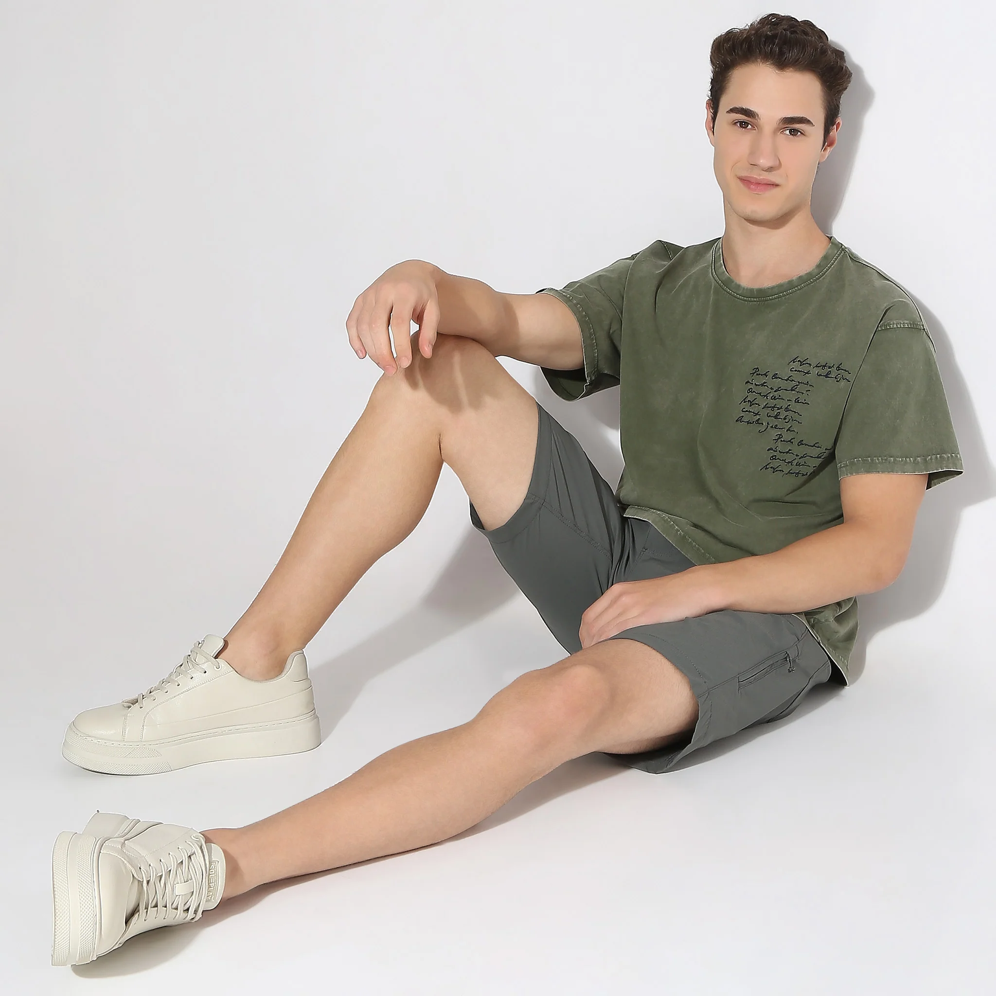 Oversize Graphic Crew Neck Union T-Shirt - Image 5