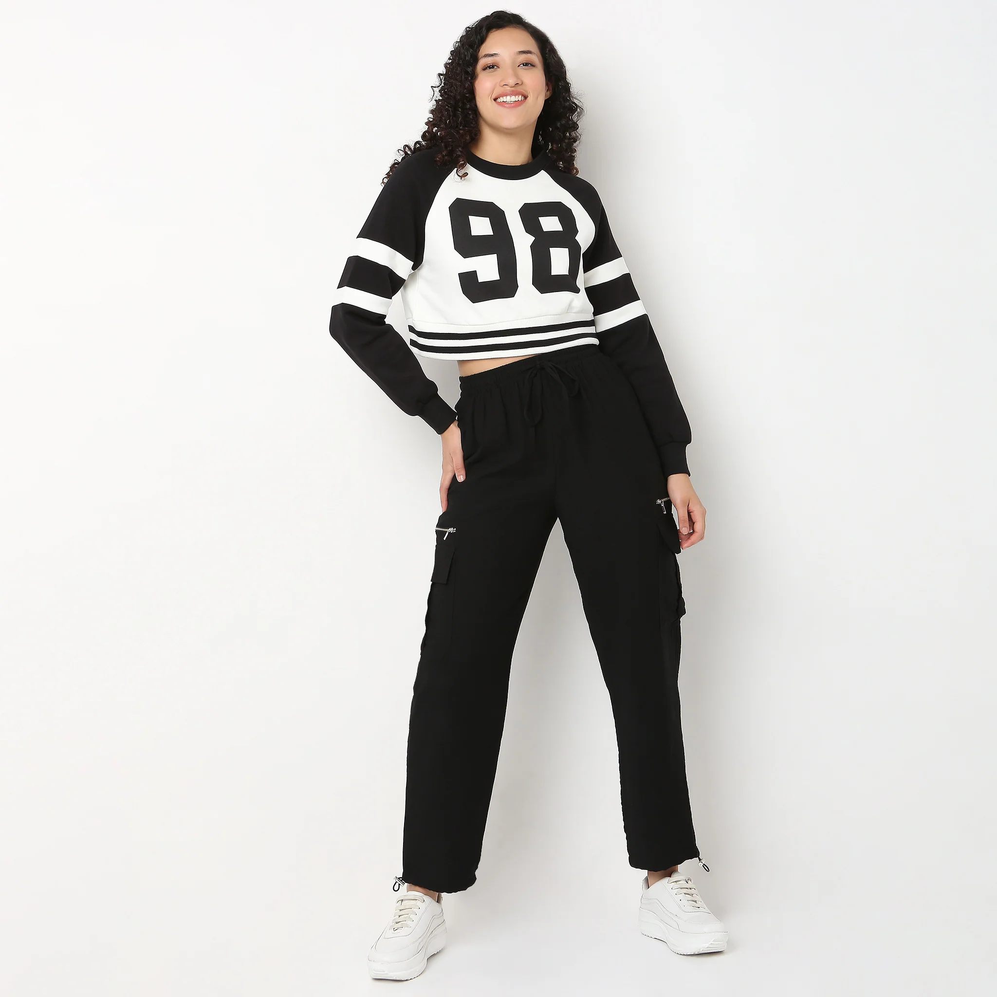 Oversize Graphic Crop Sweat Tee