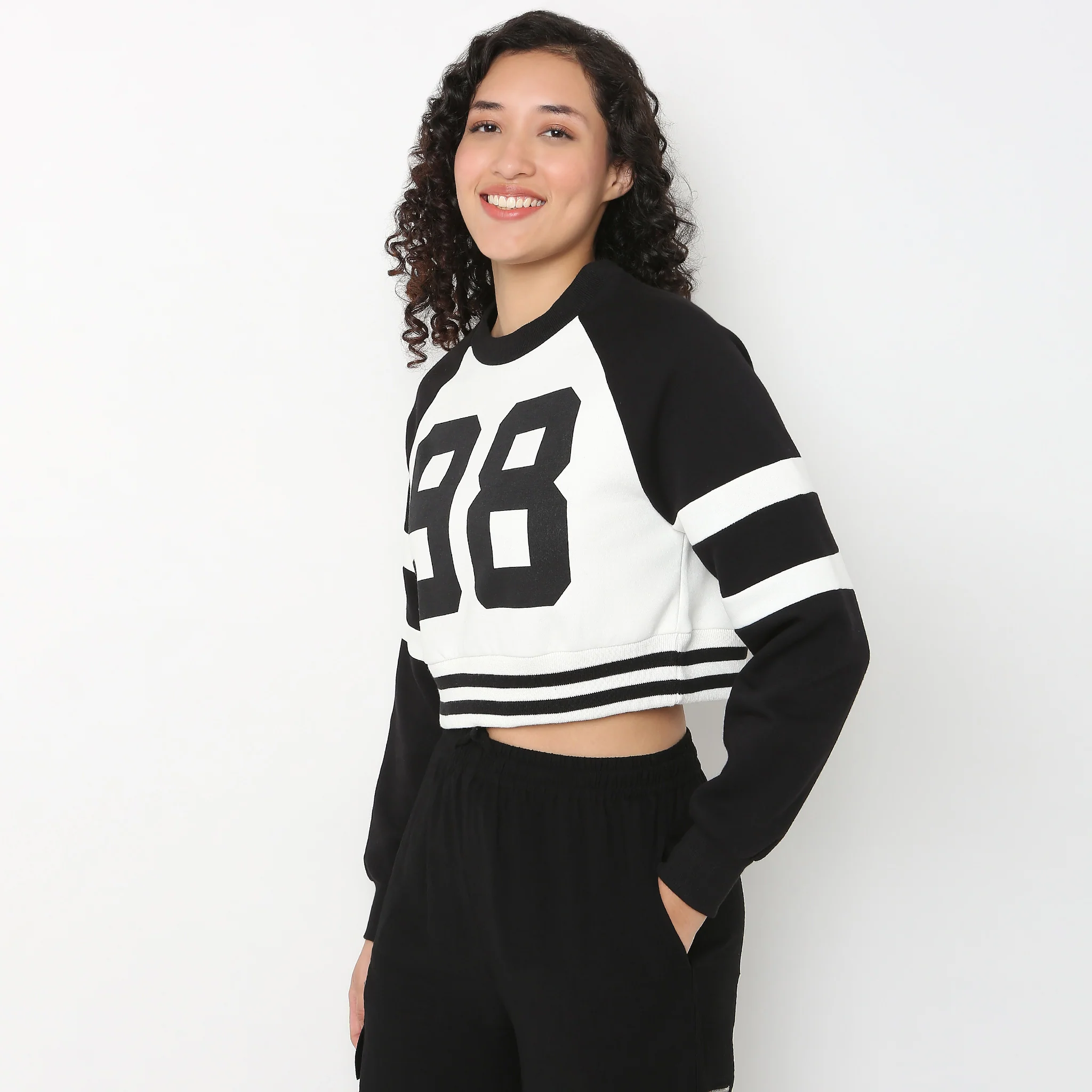 Oversize Graphic Crop Sweat Tee - Image 5